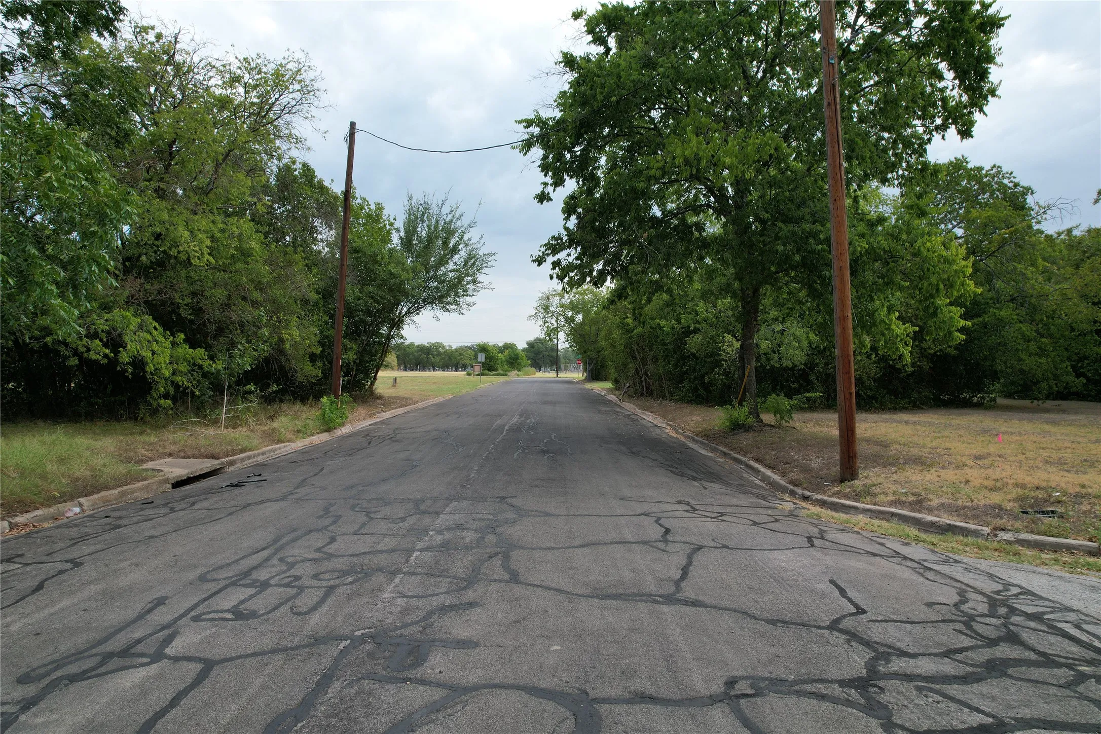 Unimproved Land For Sale in Mc Lennan County , 2600 S 10th Street, Waco, Texas 76706, 0, 0, Garage spaces, 0 Sqft, built in 0, mls#21375807, Real Estate Agent in Waco, Homes For Sale in Mc Lennan county, Homes For Sale in Waco, Realtor in Waco Texas, Real Estate Brokerage Independent Realty Texas, Luminita Cordes Realtor