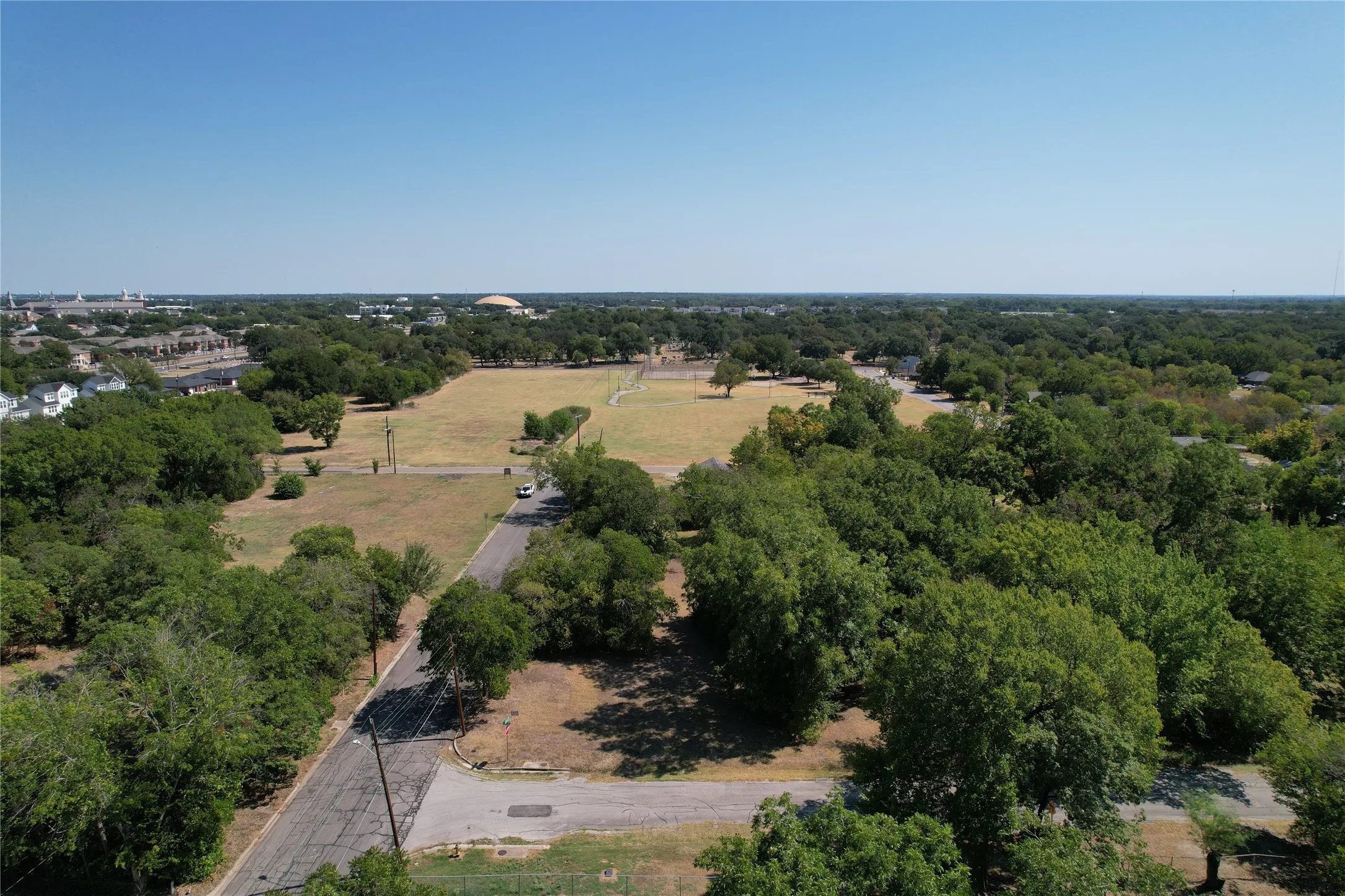 Unimproved Land For Sale in Mc Lennan County , 2600 S 10th Street, Waco, Texas 76706, 0, 0, Garage spaces, 0 Sqft, built in 0, mls#21375807, Real Estate Agent in Waco, Homes For Sale in Mc Lennan county, Homes For Sale in Waco, Realtor in Waco Texas, Real Estate Brokerage Independent Realty Texas, Luminita Cordes Realtor