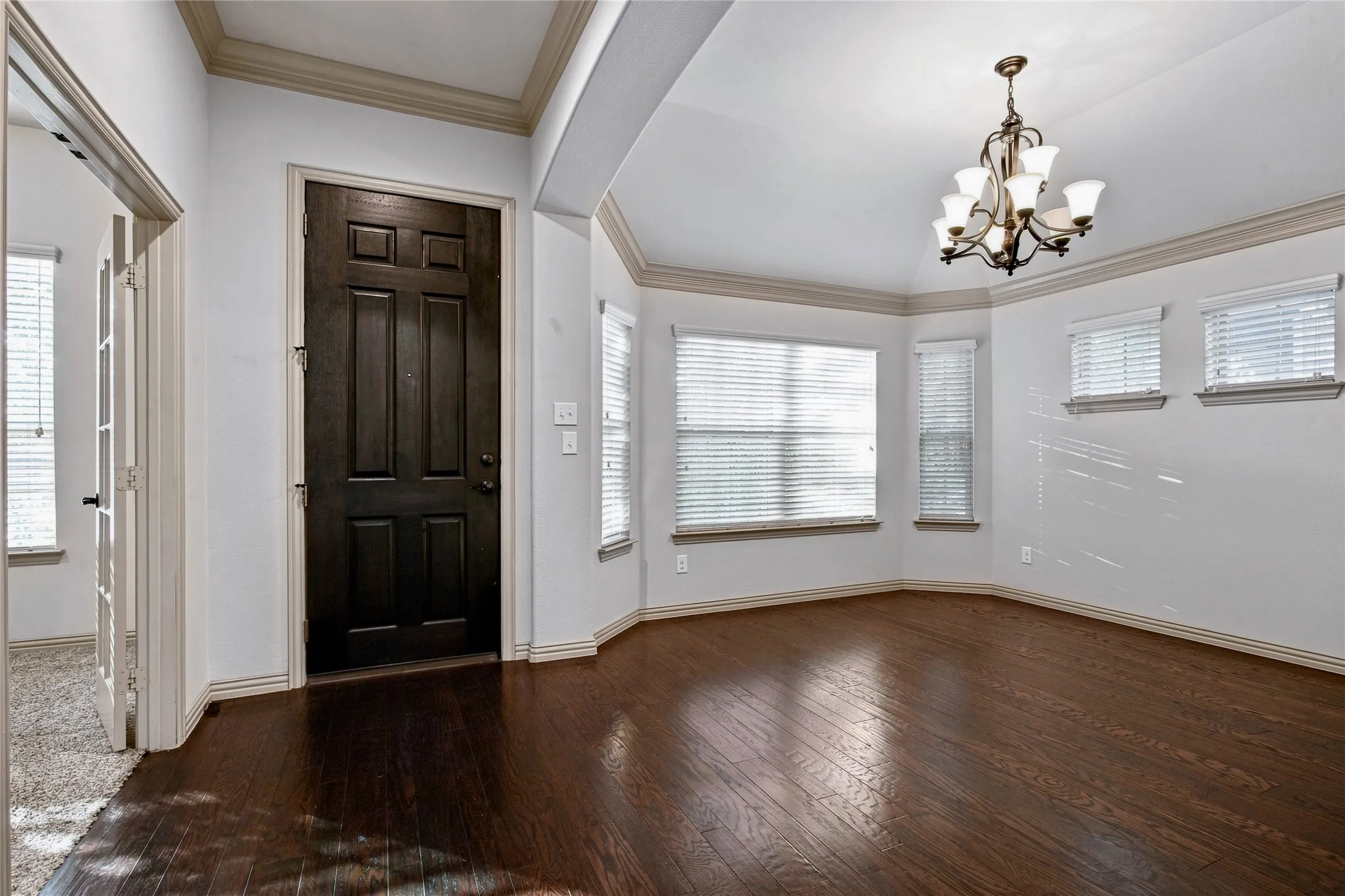 Single Family Residence For Rent in Collin County , 917 Cougar Drive, Allen, Texas 75013, 4 Bedroom, 2 Bathroom, 2 Garage spaces, 1,878 Sqft, built in 2012, mls#21375784, Real Estate Agent in Allen, Homes For Rent in Collin county, Homes For Rent in Allen, Realtor in Allen Texas, Real Estate Brokerage Independent Realty Texas, Luminita Cordes Realtor