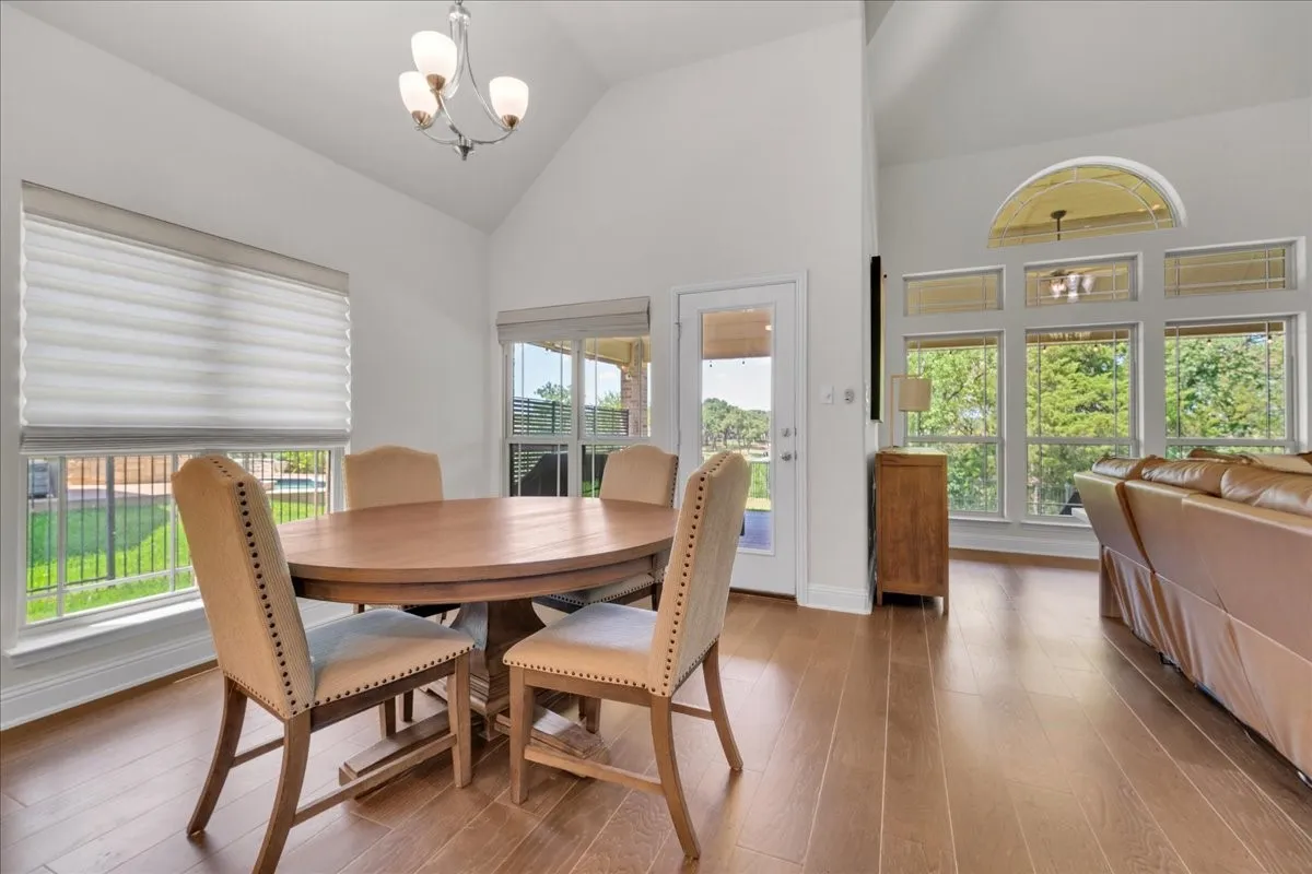 Single Family Residence For Sale in Denton County , 1229 Ardglass Trail, Corinth, Texas 76210, 5 Bedroom, 4 Bathroom, 2 Garage spaces, 3,976 Sqft, built in 2015, mls#21364997, Real Estate Agent in Corinth, Homes For Sale in Denton county, Homes For Sale in Corinth, Realtor in Corinth Texas, Real Estate Brokerage Independent Realty Texas, Luminita Cordes Realtor