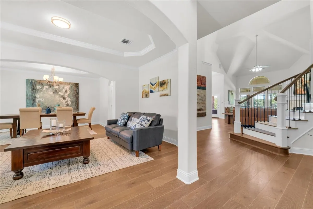 Single Family Residence For Sale in Denton County , 1229 Ardglass Trail, Corinth, Texas 76210, 5 Bedroom, 4 Bathroom, 2 Garage spaces, 3,976 Sqft, built in 2015, mls#21364997, Real Estate Agent in Corinth, Homes For Sale in Denton county, Homes For Sale in Corinth, Realtor in Corinth Texas, Real Estate Brokerage Independent Realty Texas, Luminita Cordes Realtor
