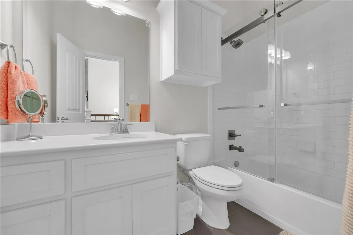 Single Family Residence For Sale in Denton County , 1229 Ardglass Trail, Corinth, Texas 76210, 5 Bedroom, 4 Bathroom, 2 Garage spaces, 3,976 Sqft, built in 2015, mls#21364997, Real Estate Agent in Corinth, Homes For Sale in Denton county, Homes For Sale in Corinth, Realtor in Corinth Texas, Real Estate Brokerage Independent Realty Texas, Luminita Cordes Realtor