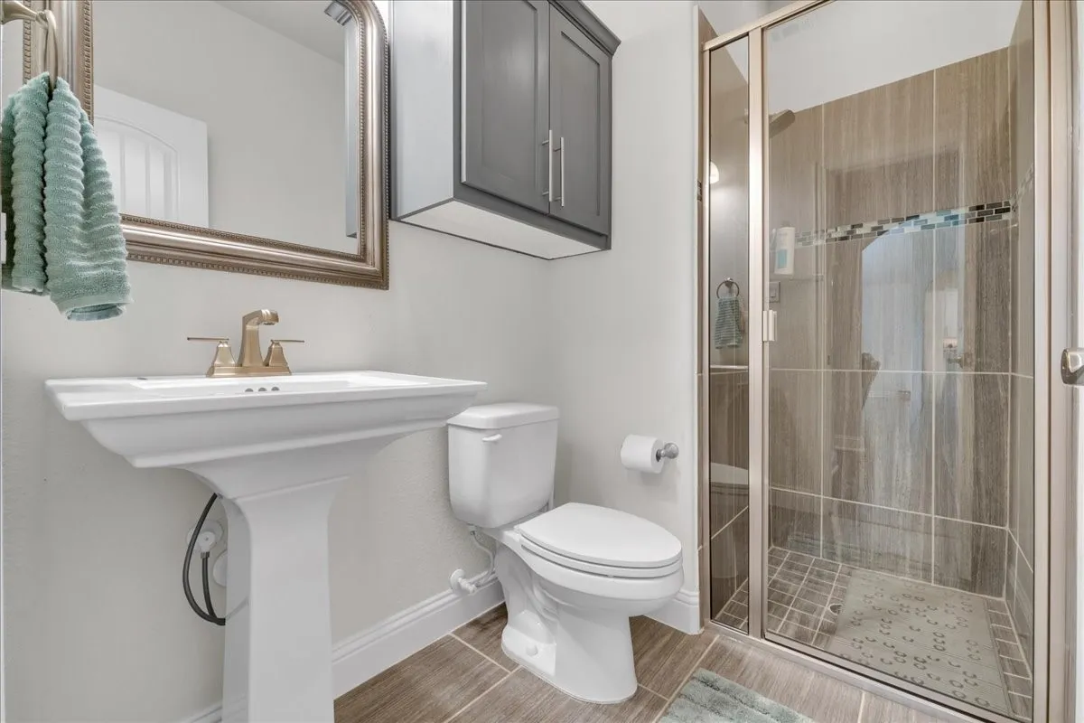 Single Family Residence For Sale in Denton County , 1229 Ardglass Trail, Corinth, Texas 76210, 5 Bedroom, 4 Bathroom, 2 Garage spaces, 3,976 Sqft, built in 2015, mls#21364997, Real Estate Agent in Corinth, Homes For Sale in Denton county, Homes For Sale in Corinth, Realtor in Corinth Texas, Real Estate Brokerage Independent Realty Texas, Luminita Cordes Realtor