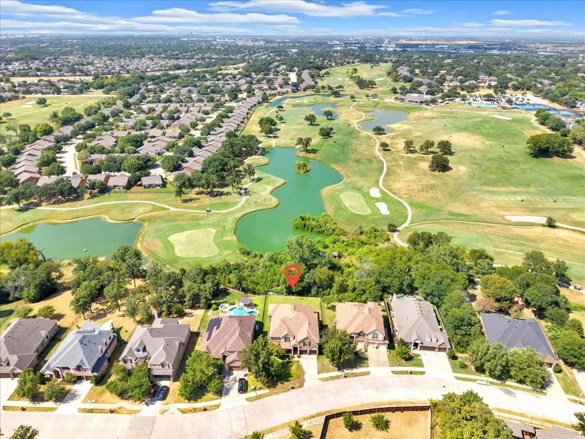 Single Family Residence For Sale in Denton County , 1229 Ardglass Trail, Corinth, Texas 76210, 5 Bedroom, 4 Bathroom, 2 Garage spaces, 3,976 Sqft, built in 2015, mls#21364997, Real Estate Agent in Corinth, Homes For Sale in Denton county, Homes For Sale in Corinth, Realtor in Corinth Texas, Real Estate Brokerage Independent Realty Texas, Luminita Cordes Realtor