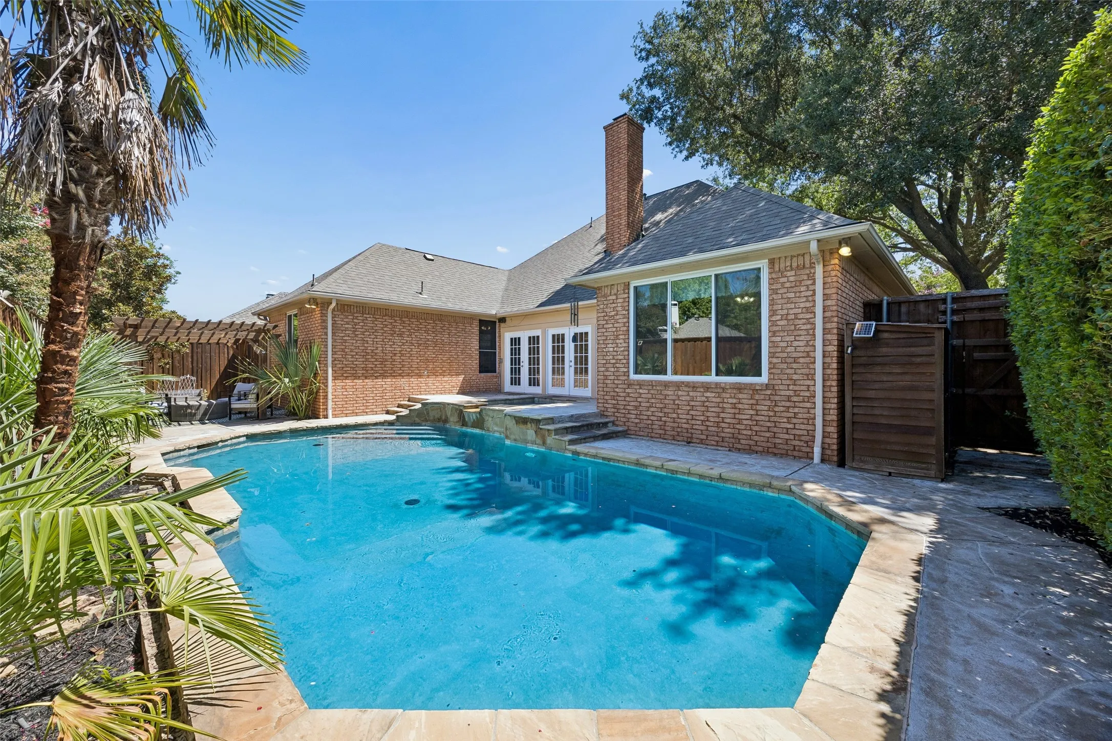 Single Family Residence For Sale in Dallas County , 5905 Indian Hills Drive, Garland, Texas 75044, 4 Bedroom, 3 Bathroom, 2 Garage spaces, 2,272 Sqft, built in 1986, mls#21373510, Real Estate Agent in Garland, Homes For Sale in Dallas county, Homes For Sale in Garland, Realtor in Garland Texas, Real Estate Brokerage Independent Realty Texas, Luminita Cordes Realtor