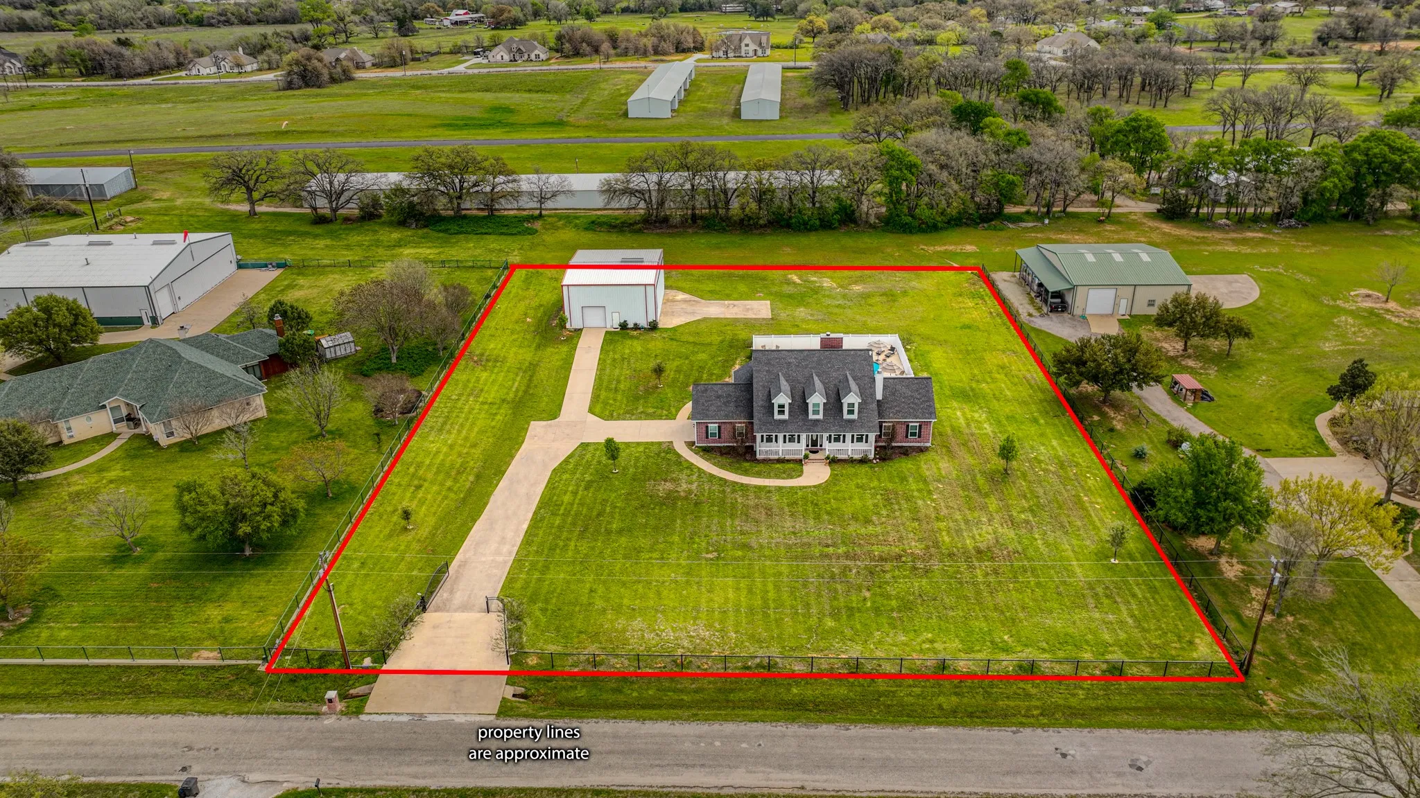 Single Family Residence For Rent in Parker County , 288 Mcvoid Road, Springtown, Texas 76082, 5 Bedroom, 4 Bathroom, 2 Garage spaces, 2,824 Sqft, built in 2000, mls#21367638, Real Estate Agent in Springtown, Homes For Rent in Parker county, Homes For Rent in Springtown, Realtor in Springtown Texas, Real Estate Brokerage Independent Realty Texas, Luminita Cordes Realtor