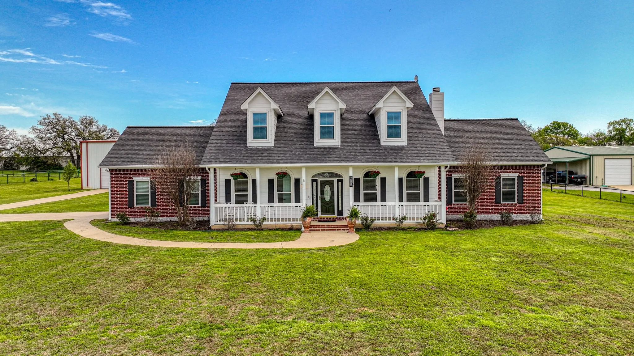 Single Family Residence For Rent in Parker County , 288 Mcvoid Road, Springtown, Texas 76082, 5 Bedroom, 4 Bathroom, 2 Garage spaces, 2,824 Sqft, built in 2000, mls#21367638, Real Estate Agent in Springtown, Homes For Rent in Parker county, Homes For Rent in Springtown, Realtor in Springtown Texas, Real Estate Brokerage Independent Realty Texas, Luminita Cordes Realtor