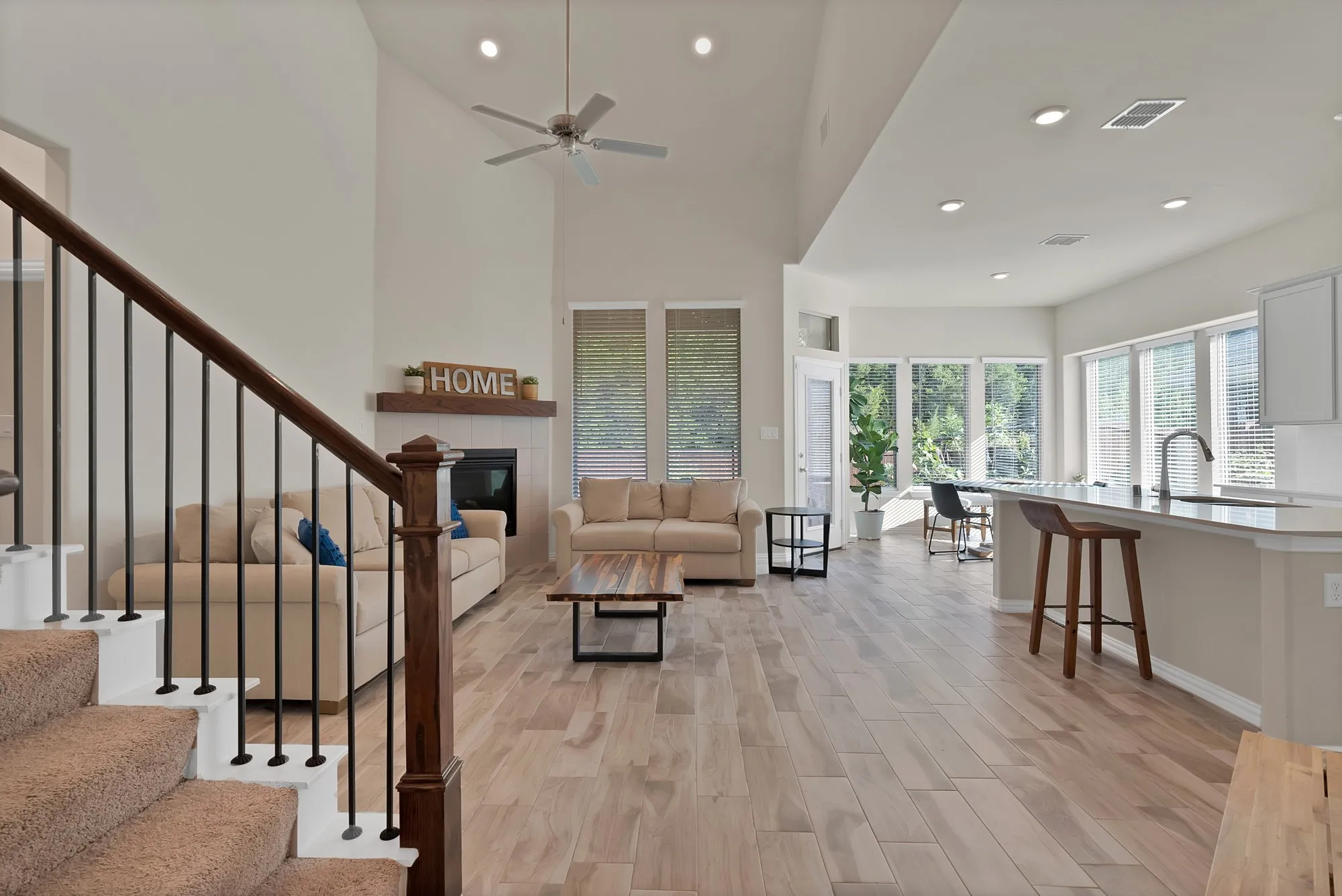 Single Family Residence For Rent in Dallas County , 1622 Hope Lane, Garland, Texas 75040, 4 Bedroom, 4 Bathroom, 2 Garage spaces, 3,549 Sqft, built in 2020, mls#21375674, Real Estate Agent in Garland, Homes For Rent in Dallas county, Homes For Rent in Garland, Realtor in Garland Texas, Real Estate Brokerage Independent Realty Texas, Luminita Cordes Realtor