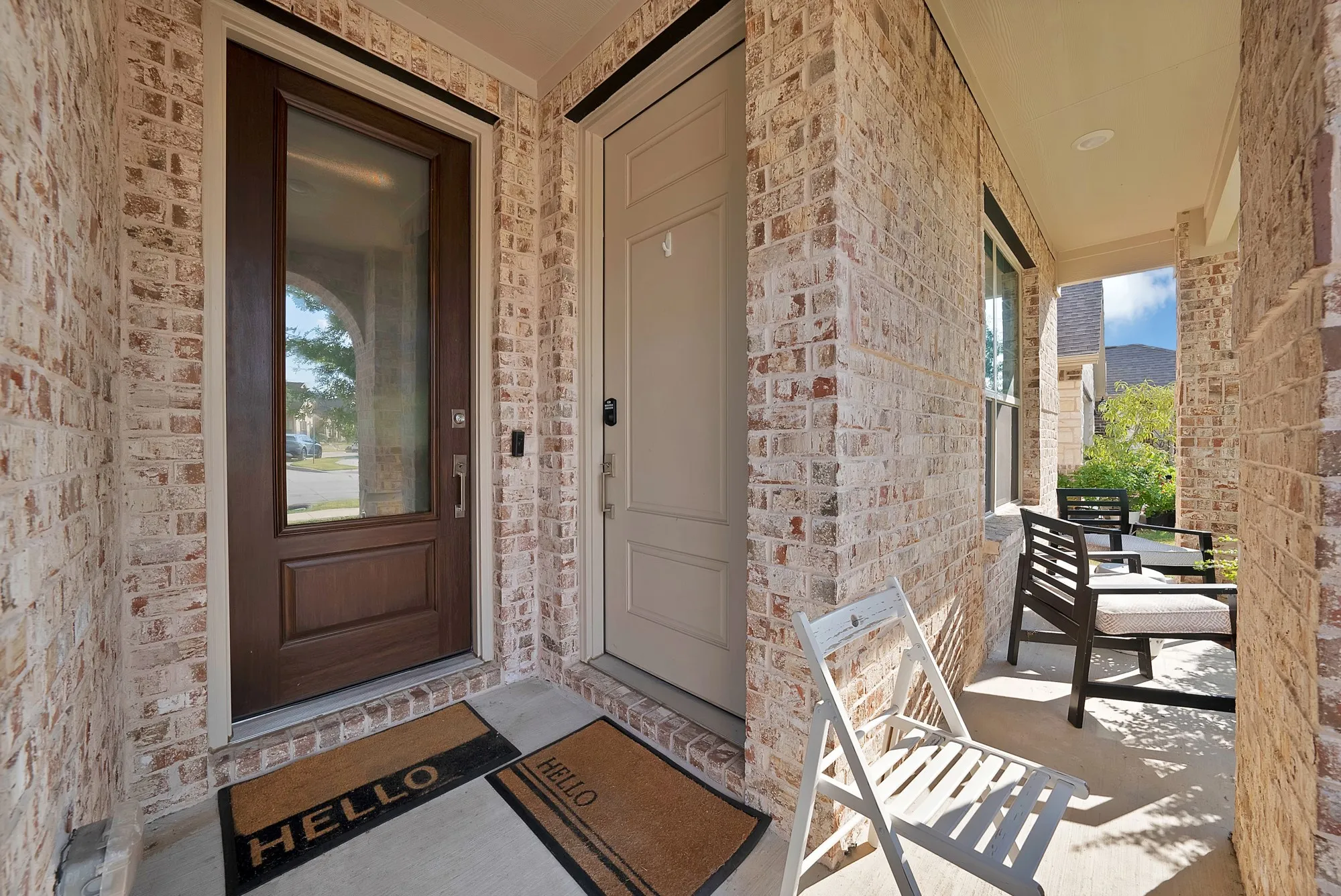 Showing both entrances