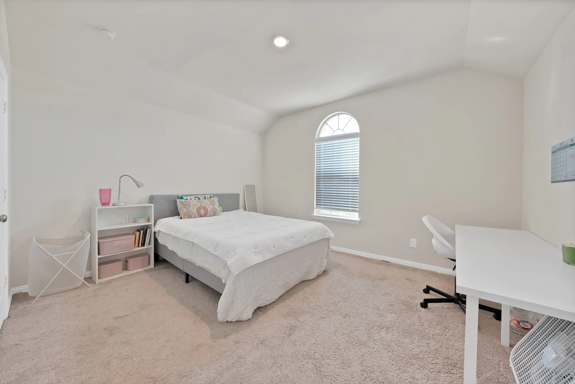 Single Family Residence For Rent in Dallas County , 1622 Hope Lane, Garland, Texas 75040, 4 Bedroom, 4 Bathroom, 2 Garage spaces, 3,549 Sqft, built in 2020, mls#21375674, Real Estate Agent in Garland, Homes For Rent in Dallas county, Homes For Rent in Garland, Realtor in Garland Texas, Real Estate Brokerage Independent Realty Texas, Luminita Cordes Realtor