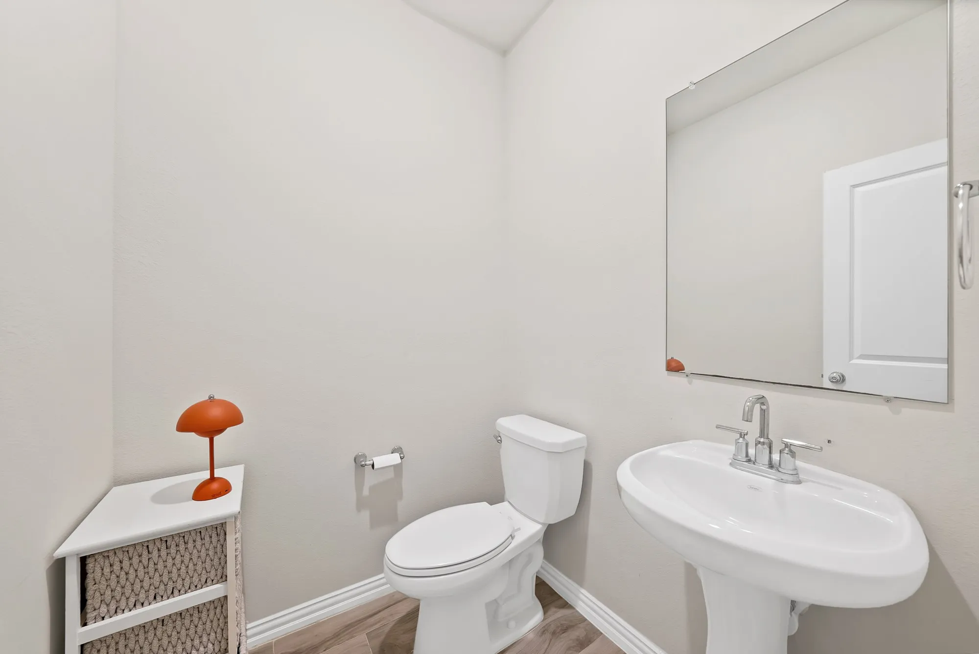 Single Family Residence For Rent in Dallas County , 1622 Hope Lane, Garland, Texas 75040, 4 Bedroom, 4 Bathroom, 2 Garage spaces, 3,549 Sqft, built in 2020, mls#21375674, Real Estate Agent in Garland, Homes For Rent in Dallas county, Homes For Rent in Garland, Realtor in Garland Texas, Real Estate Brokerage Independent Realty Texas, Luminita Cordes Realtor