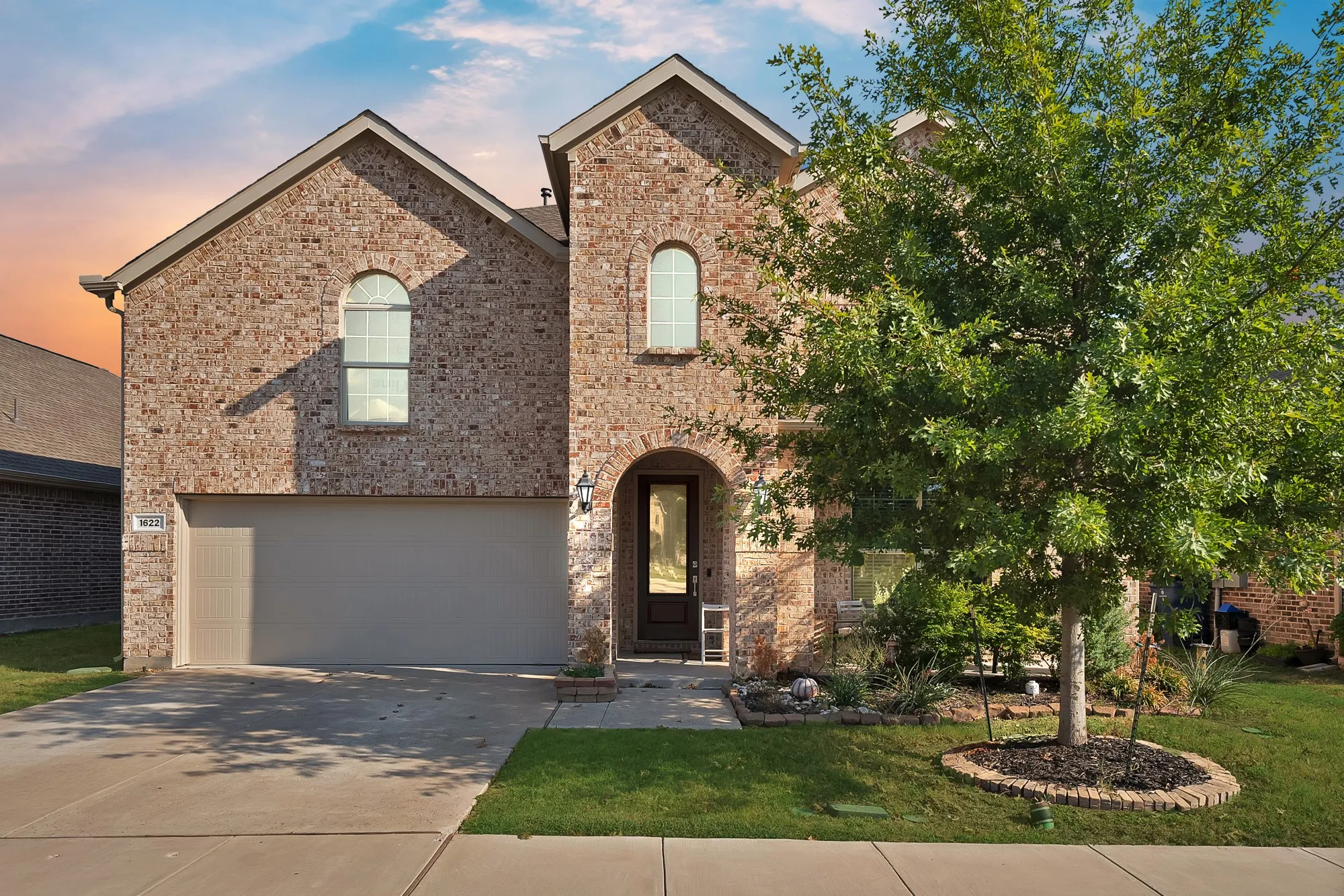 Single Family Residence For Rent in Dallas County , 1622 Hope Lane, Garland, Texas 75040, 4 Bedroom, 4 Bathroom, 2 Garage spaces, 3,549 Sqft, built in 2020, mls#21375674, Real Estate Agent in Garland, Homes For Rent in Dallas county, Homes For Rent in Garland, Realtor in Garland Texas, Real Estate Brokerage Independent Realty Texas, Luminita Cordes Realtor