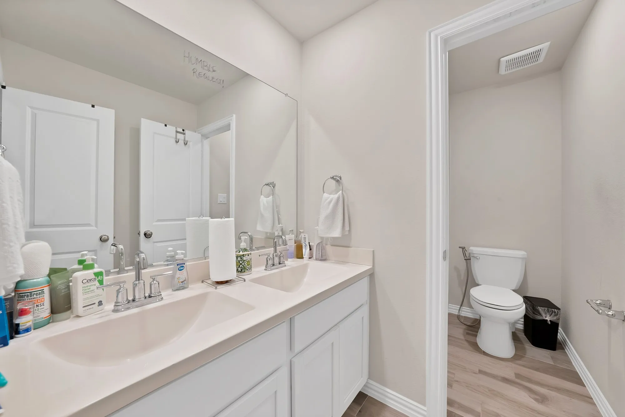 Single Family Residence For Rent in Dallas County , 1622 Hope Lane, Garland, Texas 75040, 4 Bedroom, 4 Bathroom, 2 Garage spaces, 3,549 Sqft, built in 2020, mls#21375674, Real Estate Agent in Garland, Homes For Rent in Dallas county, Homes For Rent in Garland, Realtor in Garland Texas, Real Estate Brokerage Independent Realty Texas, Luminita Cordes Realtor