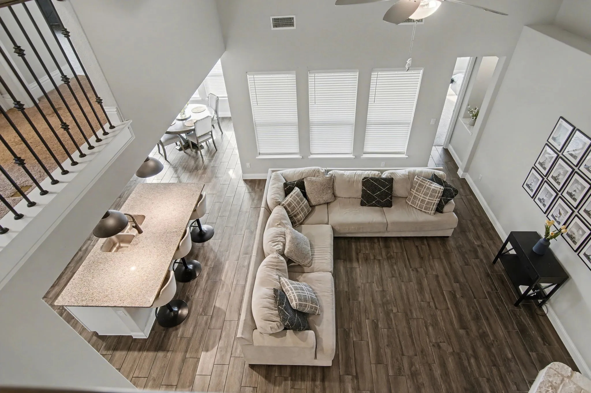 Single Family Residence For Sale in Tarrant County , 5621 Salt Springs Drive, Fort Worth, Texas 76179, 4 Bedroom, 4 Bathroom, 2 Garage spaces, 3,306 Sqft, built in 2020, mls#21374733, Real Estate Agent in Fort Worth, Homes For Sale in Tarrant county, Homes For Sale in Fort Worth, Realtor in Fort Worth Texas, Real Estate Brokerage Independent Realty Texas, Luminita Cordes Realtor
