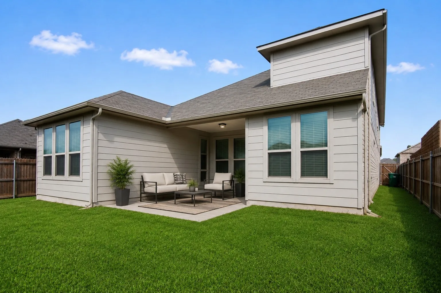 Single Family Residence For Sale in Tarrant County , 5621 Salt Springs Drive, Fort Worth, Texas 76179, 4 Bedroom, 4 Bathroom, 2 Garage spaces, 3,306 Sqft, built in 2020, mls#21374733, Real Estate Agent in Fort Worth, Homes For Sale in Tarrant county, Homes For Sale in Fort Worth, Realtor in Fort Worth Texas, Real Estate Brokerage Independent Realty Texas, Luminita Cordes Realtor
