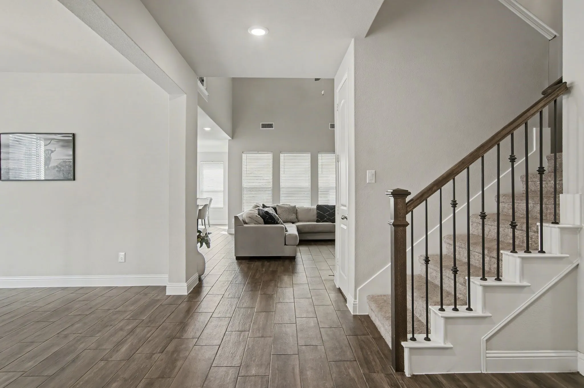 Single Family Residence For Sale in Tarrant County , 5621 Salt Springs Drive, Fort Worth, Texas 76179, 4 Bedroom, 4 Bathroom, 2 Garage spaces, 3,306 Sqft, built in 2020, mls#21374733, Real Estate Agent in Fort Worth, Homes For Sale in Tarrant county, Homes For Sale in Fort Worth, Realtor in Fort Worth Texas, Real Estate Brokerage Independent Realty Texas, Luminita Cordes Realtor