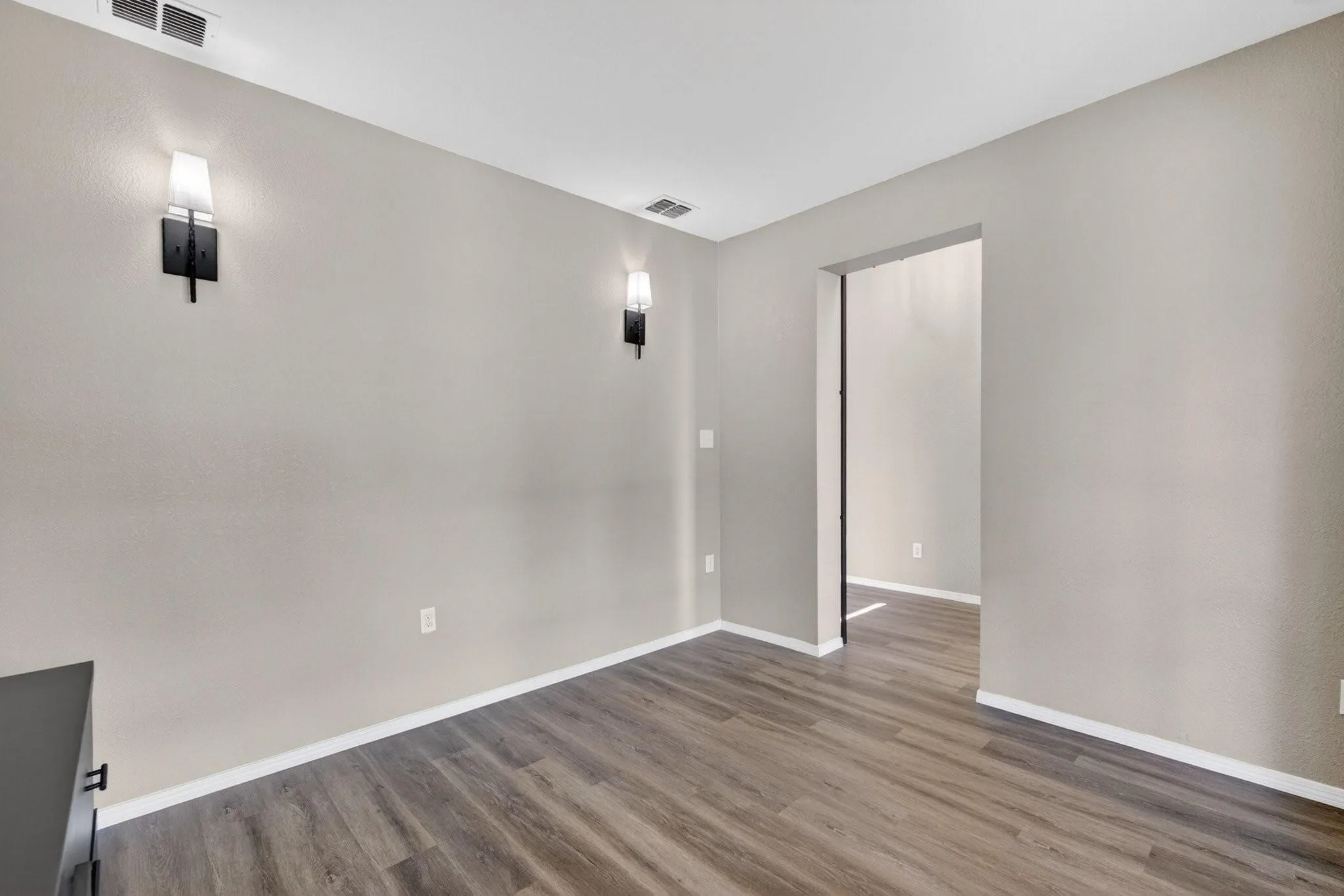 Single Family Residence For Rent in Denton County , 1032 Sugarberry Lane, Flower Mound, Texas 75028, 4 Bedroom, 3 Bathroom, 2 Garage spaces, 2,799 Sqft, built in 1994, mls#21375824, Real Estate Agent in Flower Mound, Homes For Rent in Denton county, Homes For Rent in Flower Mound, Realtor in Flower Mound Texas, Real Estate Brokerage Independent Realty Texas, Luminita Cordes Realtor