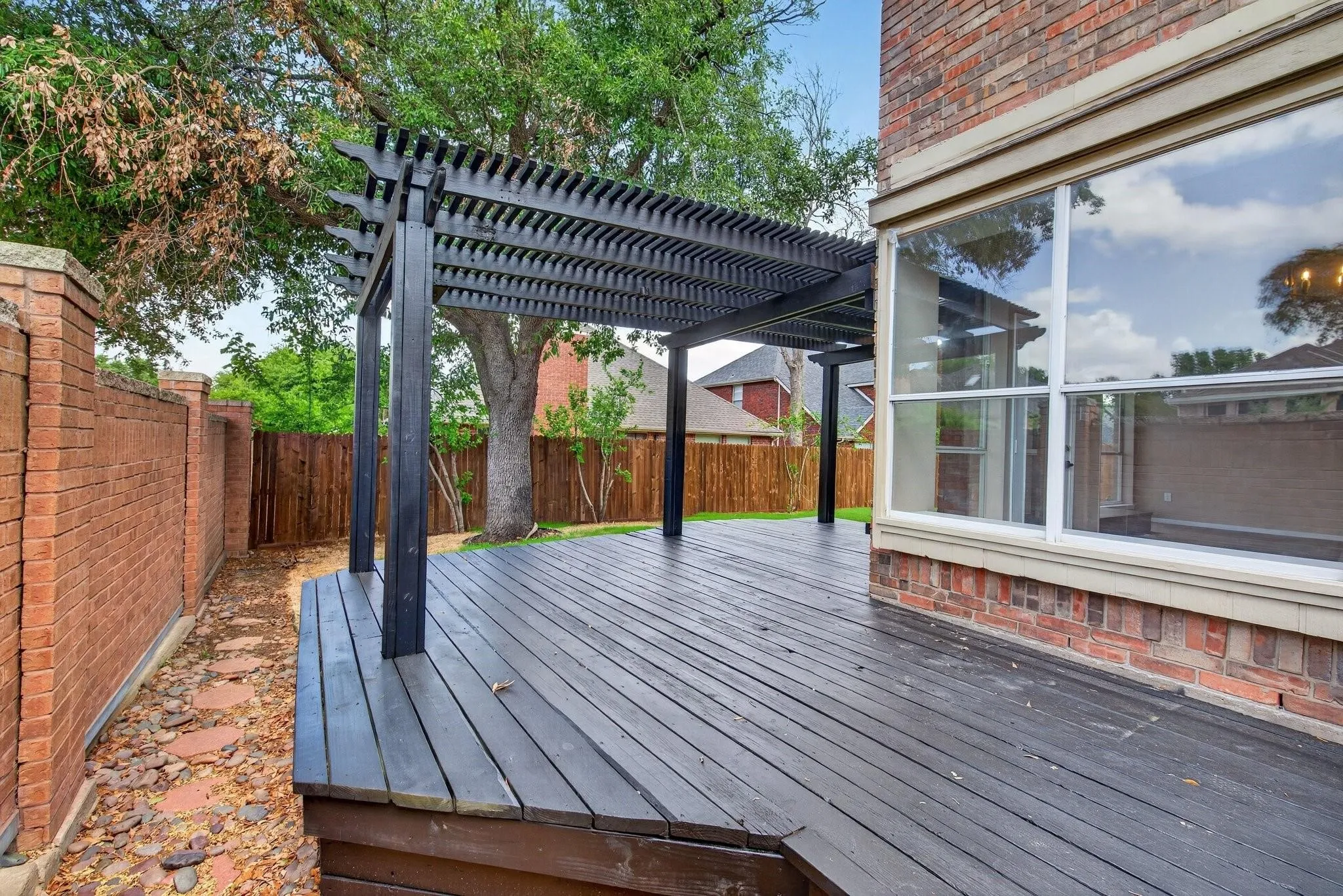 Single Family Residence For Rent in Denton County , 1032 Sugarberry Lane, Flower Mound, Texas 75028, 4 Bedroom, 3 Bathroom, 2 Garage spaces, 2,799 Sqft, built in 1994, mls#21375824, Real Estate Agent in Flower Mound, Homes For Rent in Denton county, Homes For Rent in Flower Mound, Realtor in Flower Mound Texas, Real Estate Brokerage Independent Realty Texas, Luminita Cordes Realtor