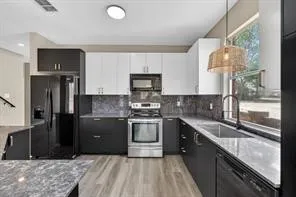 Single Family Residence For Rent in Denton County , 1032 Sugarberry Lane, Flower Mound, Texas 75028, 4 Bedroom, 3 Bathroom, 2 Garage spaces, 2,799 Sqft, built in 1994, mls#21375824, Real Estate Agent in Flower Mound, Homes For Rent in Denton county, Homes For Rent in Flower Mound, Realtor in Flower Mound Texas, Real Estate Brokerage Independent Realty Texas, Luminita Cordes Realtor