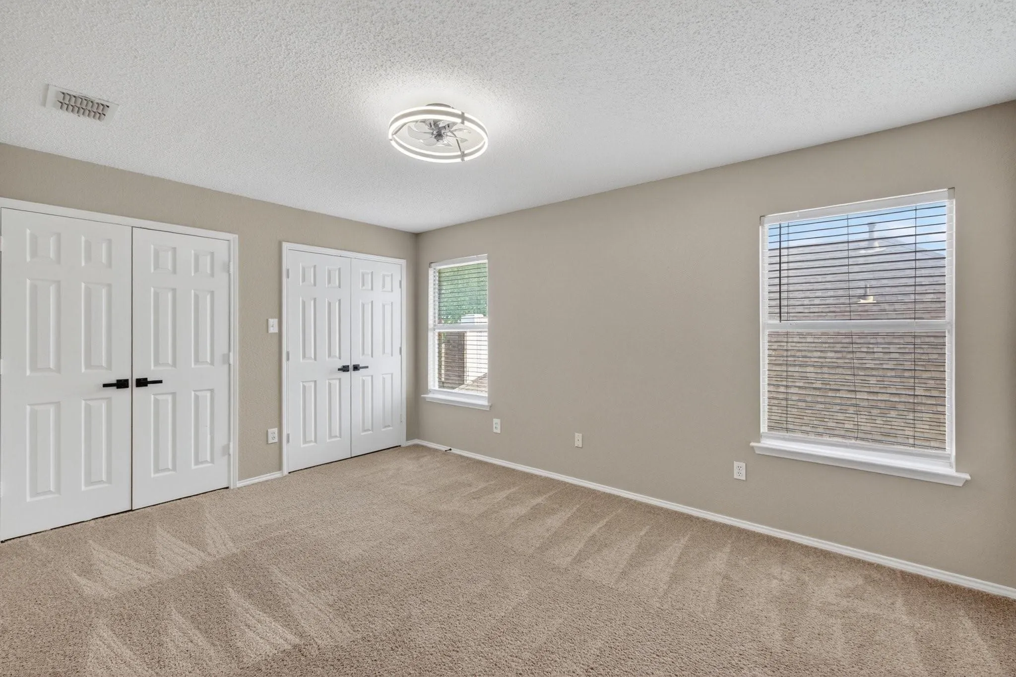 Single Family Residence For Rent in Denton County , 1032 Sugarberry Lane, Flower Mound, Texas 75028, 4 Bedroom, 3 Bathroom, 2 Garage spaces, 2,799 Sqft, built in 1994, mls#21375824, Real Estate Agent in Flower Mound, Homes For Rent in Denton county, Homes For Rent in Flower Mound, Realtor in Flower Mound Texas, Real Estate Brokerage Independent Realty Texas, Luminita Cordes Realtor