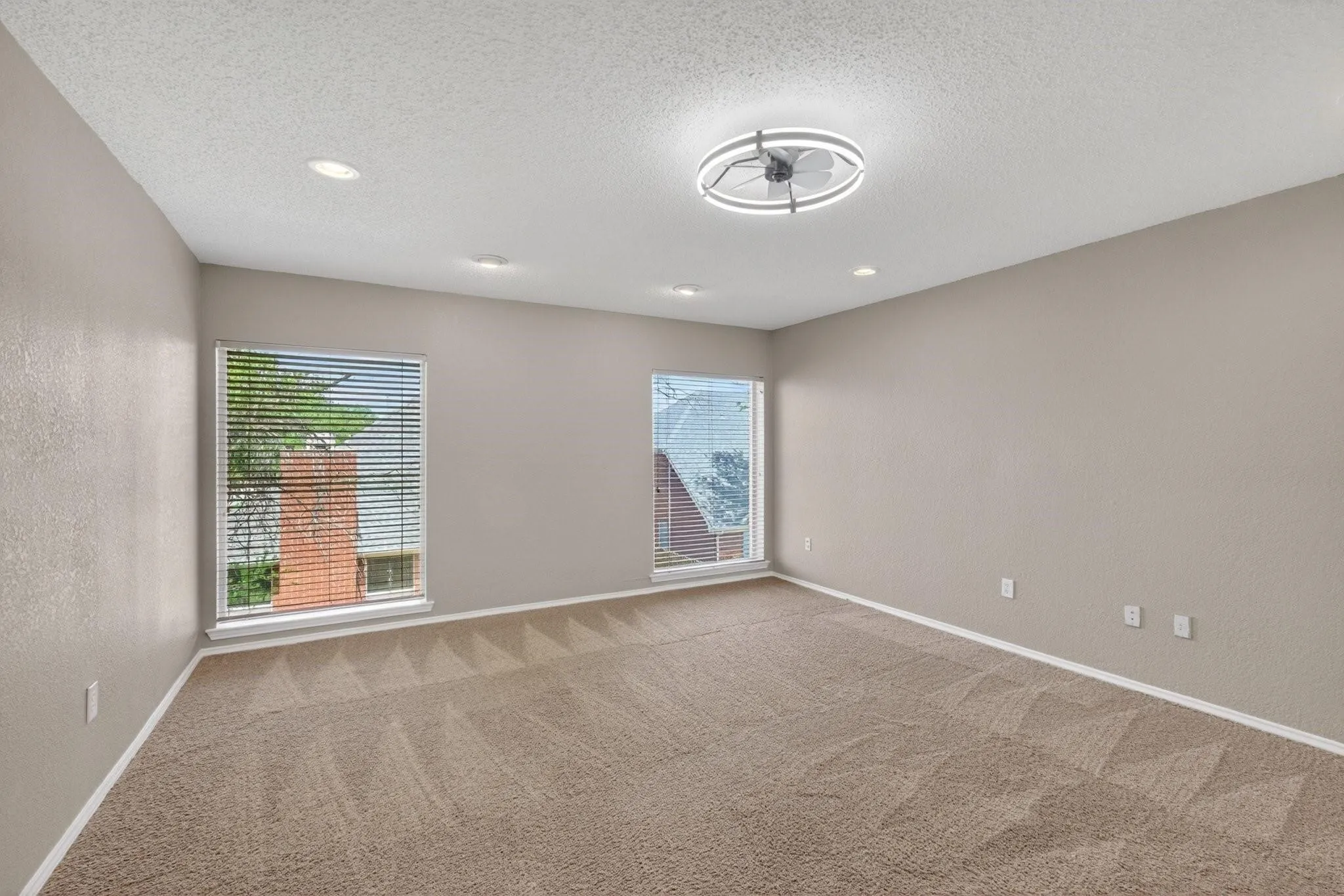 Single Family Residence For Rent in Denton County , 1032 Sugarberry Lane, Flower Mound, Texas 75028, 4 Bedroom, 3 Bathroom, 2 Garage spaces, 2,799 Sqft, built in 1994, mls#21375824, Real Estate Agent in Flower Mound, Homes For Rent in Denton county, Homes For Rent in Flower Mound, Realtor in Flower Mound Texas, Real Estate Brokerage Independent Realty Texas, Luminita Cordes Realtor