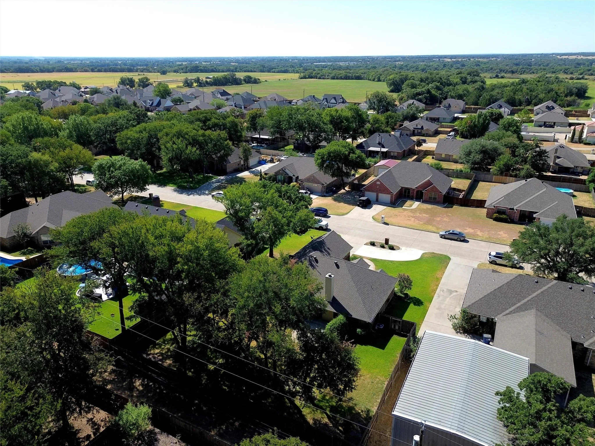 Single Family Residence For Sale in Wise County , 2105 Fair Oaks Drive, Bridgeport, Texas 76426, 3 Bedroom, 2 Bathroom, 2 Garage spaces, 1,637 Sqft, built in 2005, mls#21375012, Real Estate Agent in Bridgeport, Homes For Sale in Wise county, Homes For Sale in Bridgeport, Realtor in Bridgeport Texas, Real Estate Brokerage Independent Realty Texas, Luminita Cordes Realtor