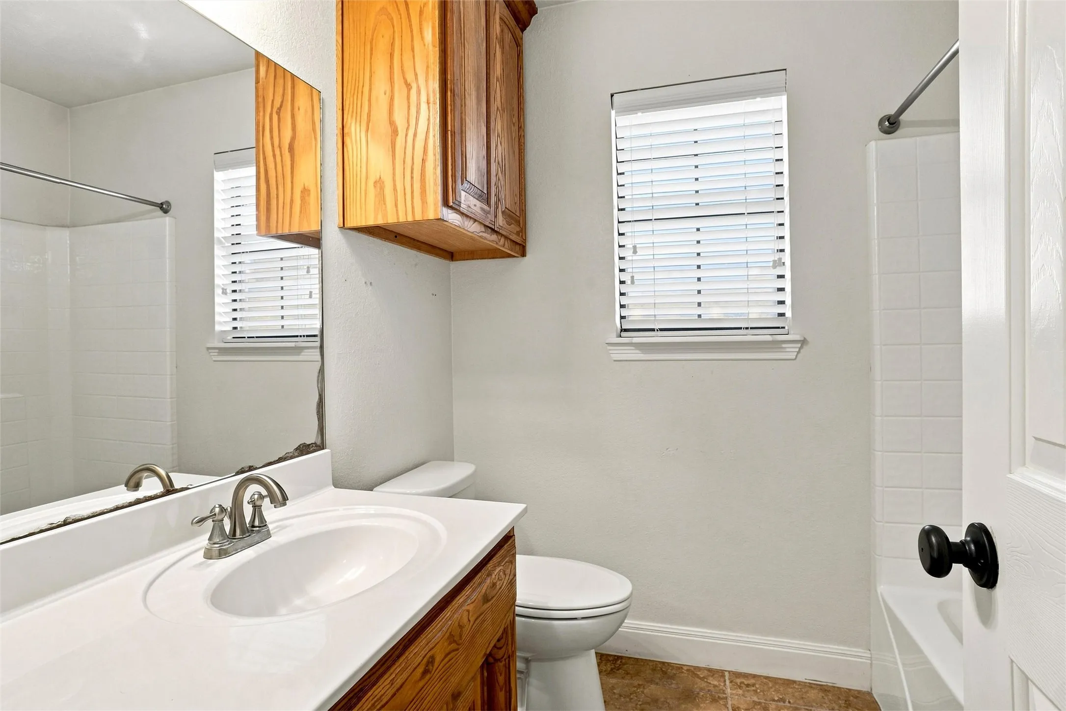 Single Family Residence For Sale in Wise County , 2105 Fair Oaks Drive, Bridgeport, Texas 76426, 3 Bedroom, 2 Bathroom, 2 Garage spaces, 1,637 Sqft, built in 2005, mls#21375012, Real Estate Agent in Bridgeport, Homes For Sale in Wise county, Homes For Sale in Bridgeport, Realtor in Bridgeport Texas, Real Estate Brokerage Independent Realty Texas, Luminita Cordes Realtor