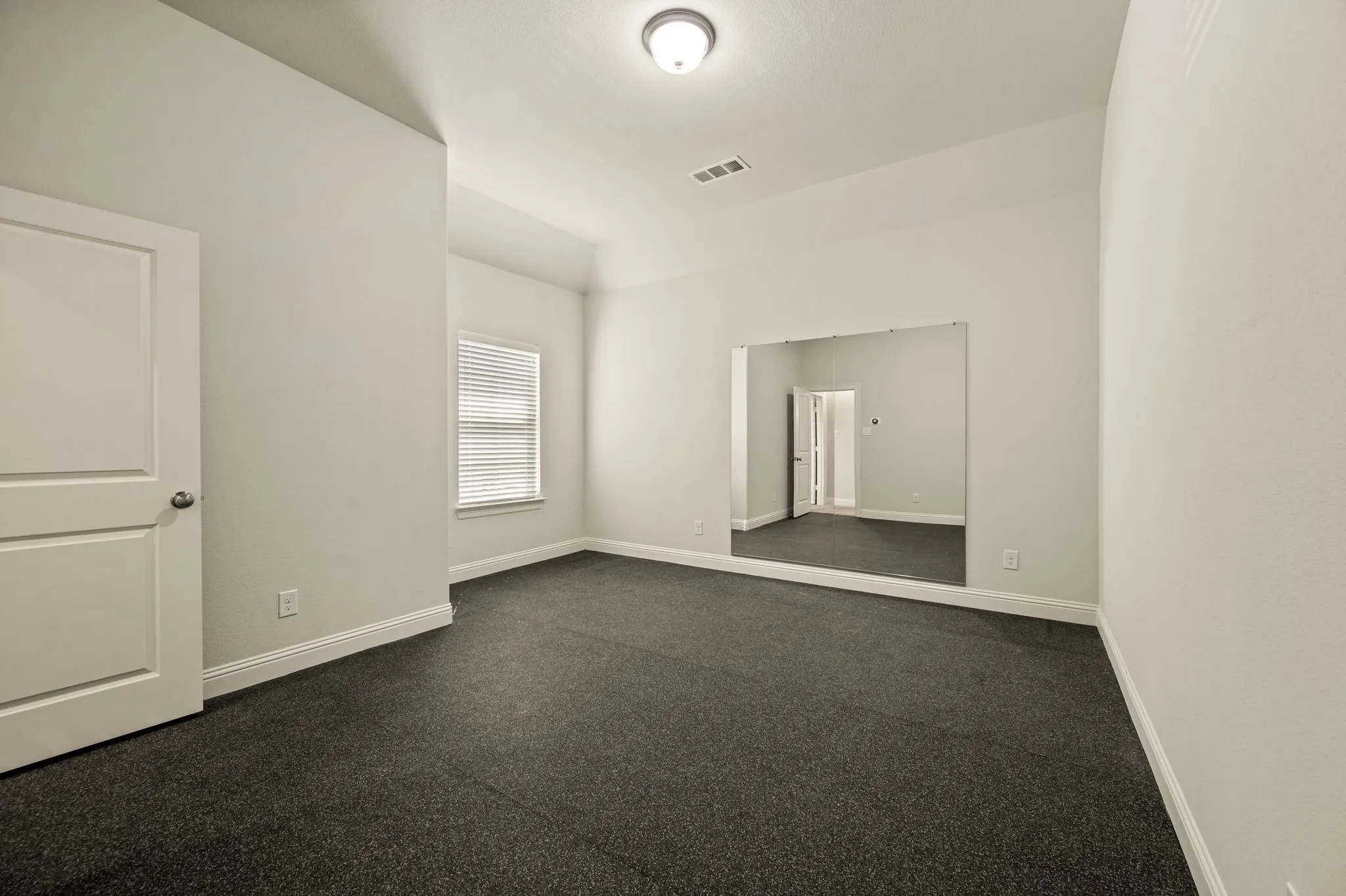 Single Family Residence For Sale in Tarrant County , 4116 Petrus Boulevard, Colleyville, Texas 76034, 4 Bedroom, 5 Bathroom, 3 Garage spaces, 4,274 Sqft, built in 2018, mls#21368302, Real Estate Agent in Colleyville, Homes For Sale in Tarrant county, Homes For Sale in Colleyville, Realtor in Colleyville Texas, Real Estate Brokerage Independent Realty Texas, Luminita Cordes Realtor