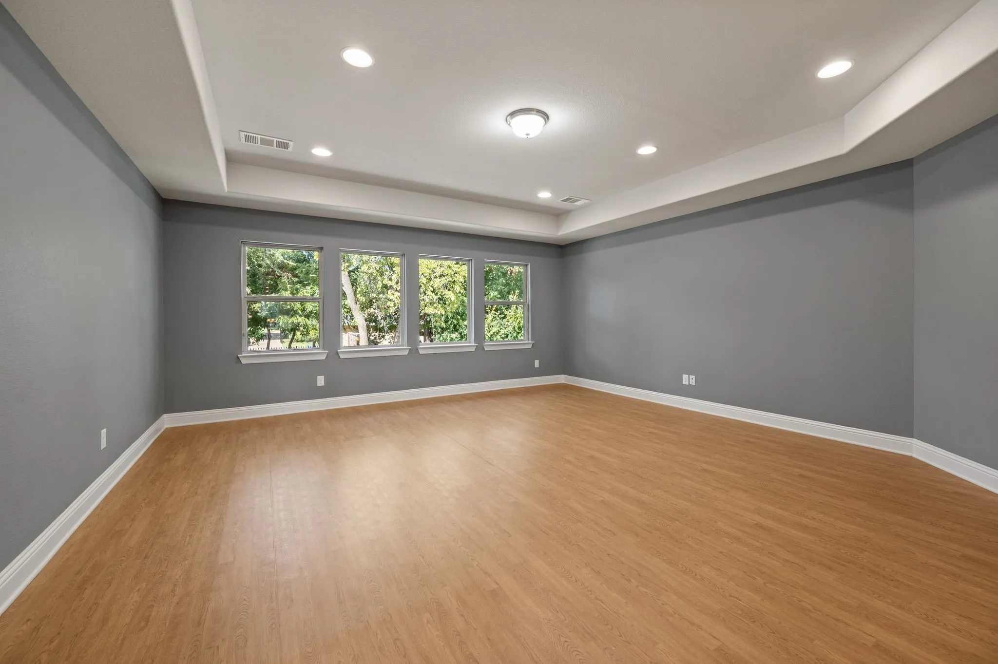 Single Family Residence For Sale in Tarrant County , 4116 Petrus Boulevard, Colleyville, Texas 76034, 4 Bedroom, 5 Bathroom, 3 Garage spaces, 4,274 Sqft, built in 2018, mls#21368302, Real Estate Agent in Colleyville, Homes For Sale in Tarrant county, Homes For Sale in Colleyville, Realtor in Colleyville Texas, Real Estate Brokerage Independent Realty Texas, Luminita Cordes Realtor