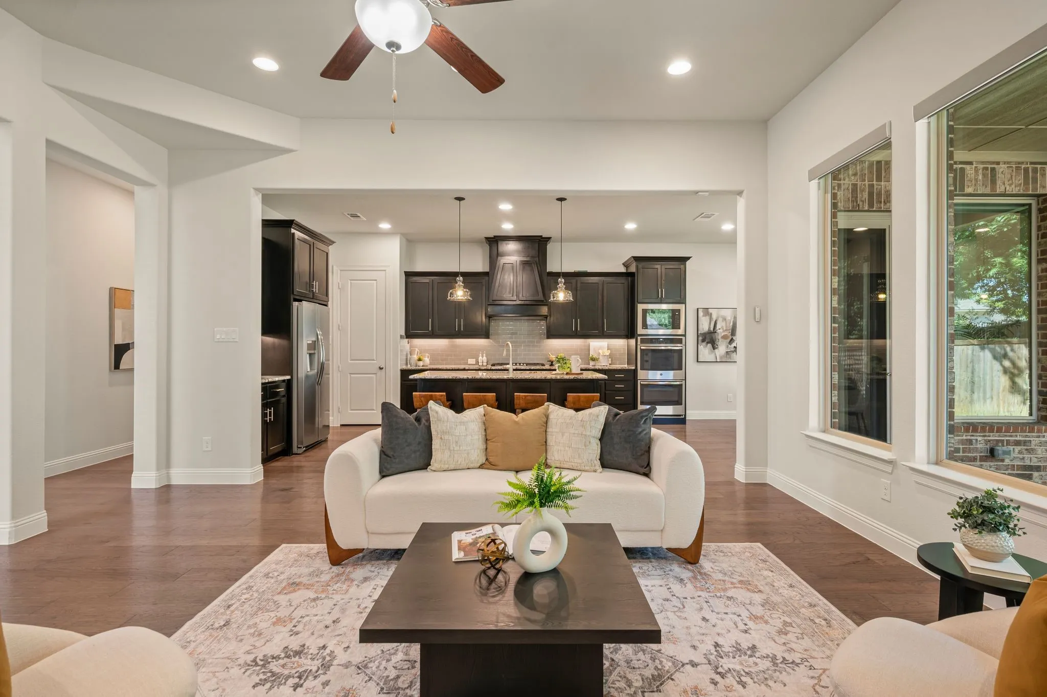 Single Family Residence For Sale in Tarrant County , 4116 Petrus Boulevard, Colleyville, Texas 76034, 4 Bedroom, 5 Bathroom, 3 Garage spaces, 4,274 Sqft, built in 2018, mls#21368302, Real Estate Agent in Colleyville, Homes For Sale in Tarrant county, Homes For Sale in Colleyville, Realtor in Colleyville Texas, Real Estate Brokerage Independent Realty Texas, Luminita Cordes Realtor