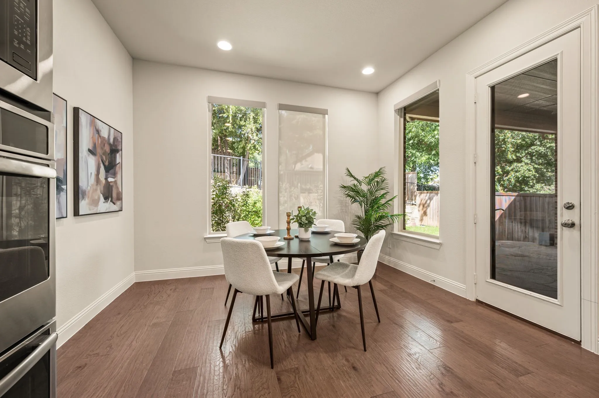 Single Family Residence For Sale in Tarrant County , 4116 Petrus Boulevard, Colleyville, Texas 76034, 4 Bedroom, 5 Bathroom, 3 Garage spaces, 4,274 Sqft, built in 2018, mls#21368302, Real Estate Agent in Colleyville, Homes For Sale in Tarrant county, Homes For Sale in Colleyville, Realtor in Colleyville Texas, Real Estate Brokerage Independent Realty Texas, Luminita Cordes Realtor