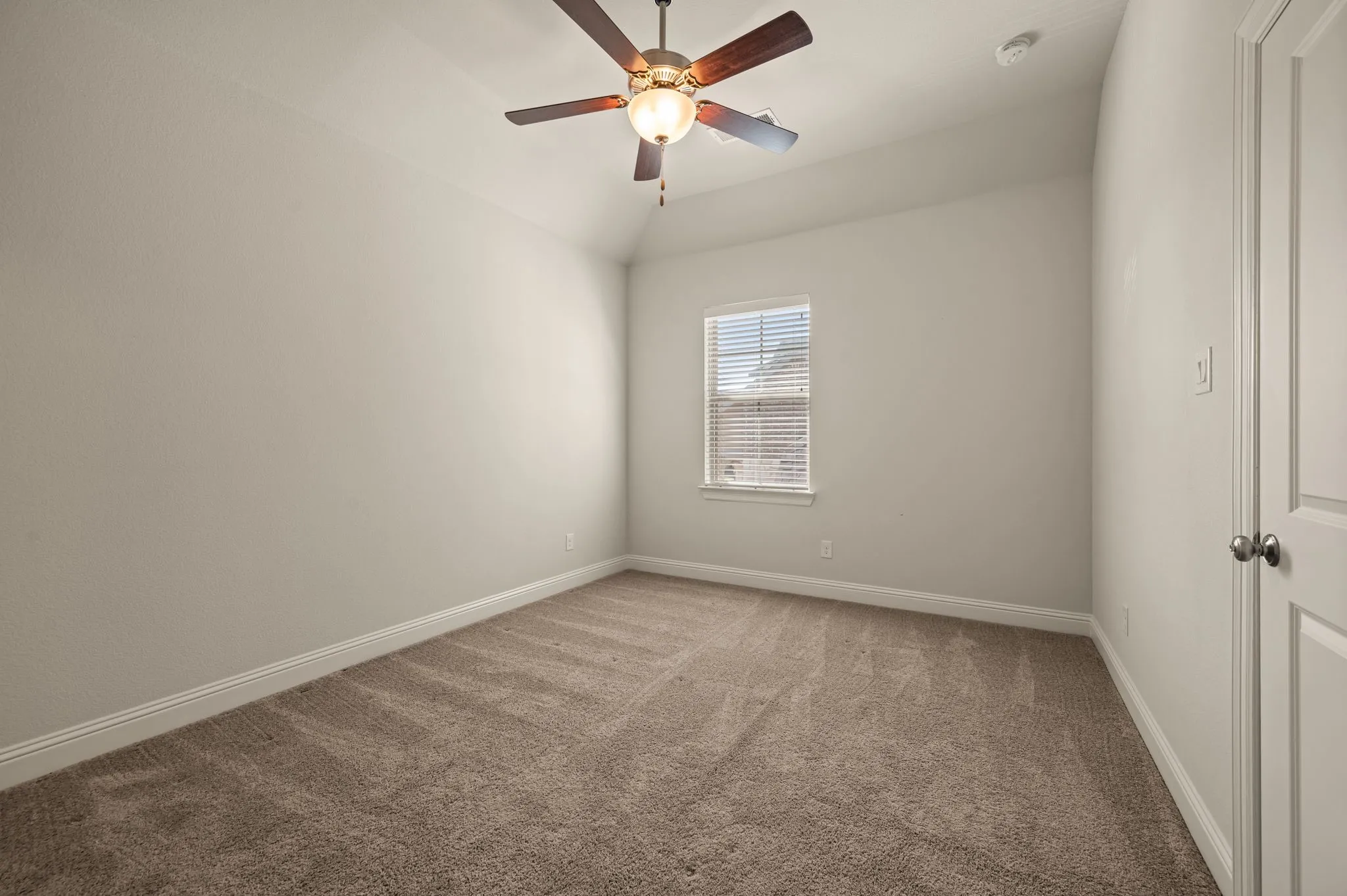 Single Family Residence For Sale in Tarrant County , 4116 Petrus Boulevard, Colleyville, Texas 76034, 4 Bedroom, 5 Bathroom, 3 Garage spaces, 4,274 Sqft, built in 2018, mls#21368302, Real Estate Agent in Colleyville, Homes For Sale in Tarrant county, Homes For Sale in Colleyville, Realtor in Colleyville Texas, Real Estate Brokerage Independent Realty Texas, Luminita Cordes Realtor