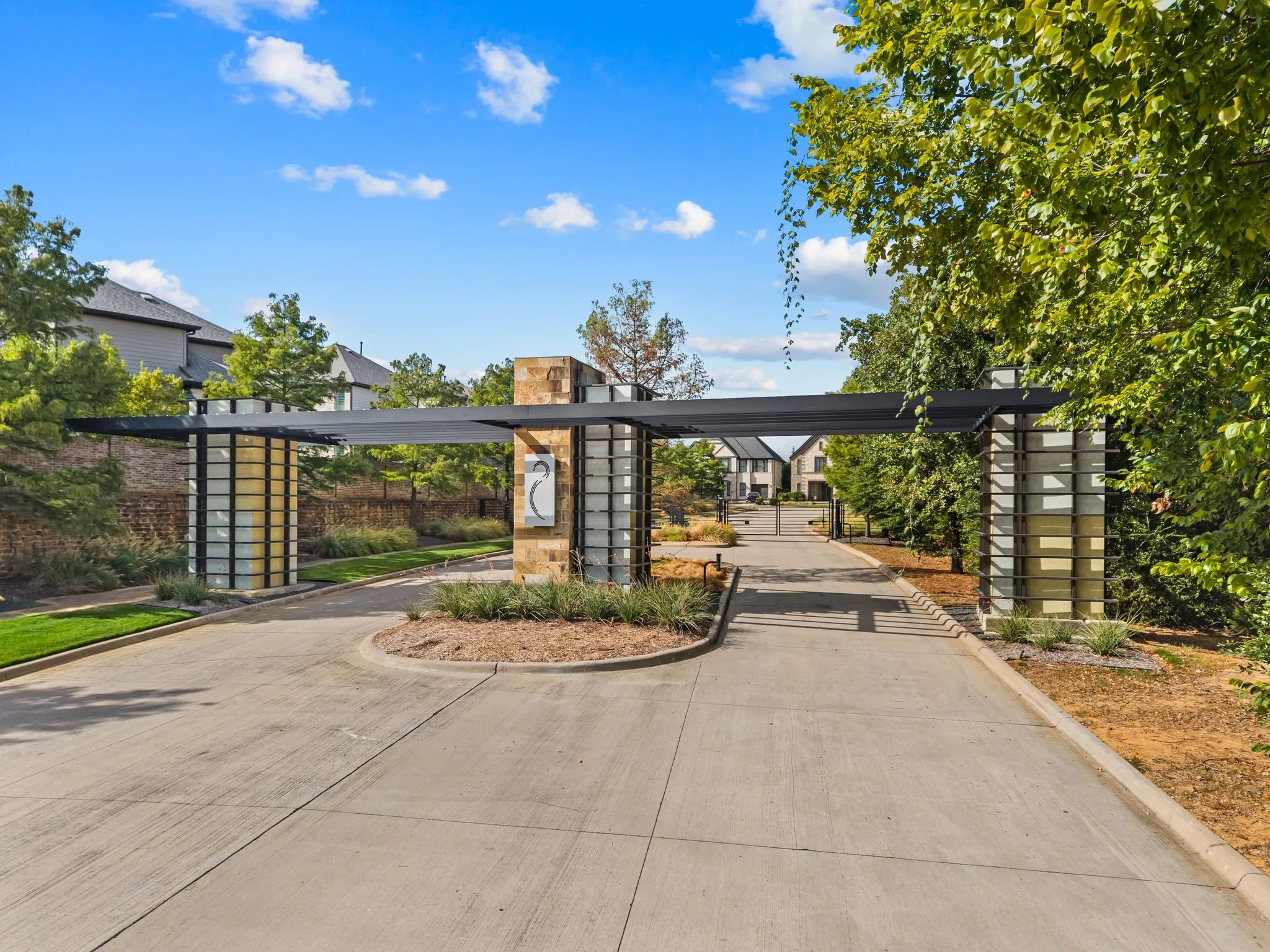 Single Family Residence For Sale in Tarrant County , 4116 Petrus Boulevard, Colleyville, Texas 76034, 4 Bedroom, 5 Bathroom, 3 Garage spaces, 4,274 Sqft, built in 2018, mls#21368302, Real Estate Agent in Colleyville, Homes For Sale in Tarrant county, Homes For Sale in Colleyville, Realtor in Colleyville Texas, Real Estate Brokerage Independent Realty Texas, Luminita Cordes Realtor