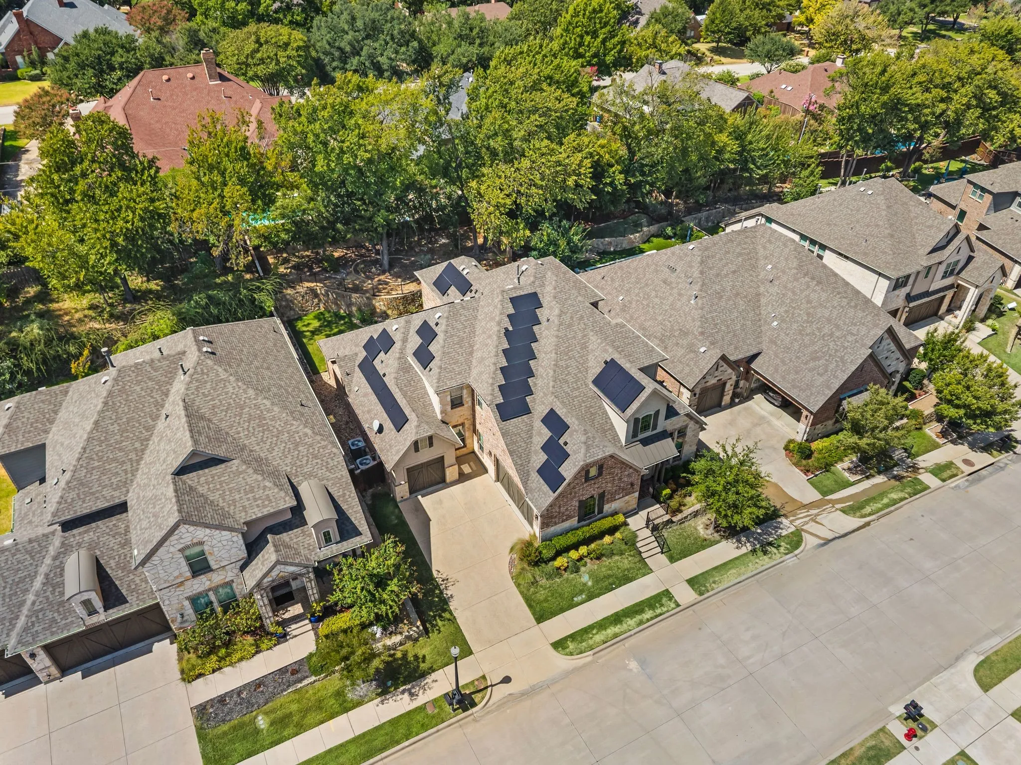 Single Family Residence For Sale in Tarrant County , 4116 Petrus Boulevard, Colleyville, Texas 76034, 4 Bedroom, 5 Bathroom, 3 Garage spaces, 4,274 Sqft, built in 2018, mls#21368302, Real Estate Agent in Colleyville, Homes For Sale in Tarrant county, Homes For Sale in Colleyville, Realtor in Colleyville Texas, Real Estate Brokerage Independent Realty Texas, Luminita Cordes Realtor