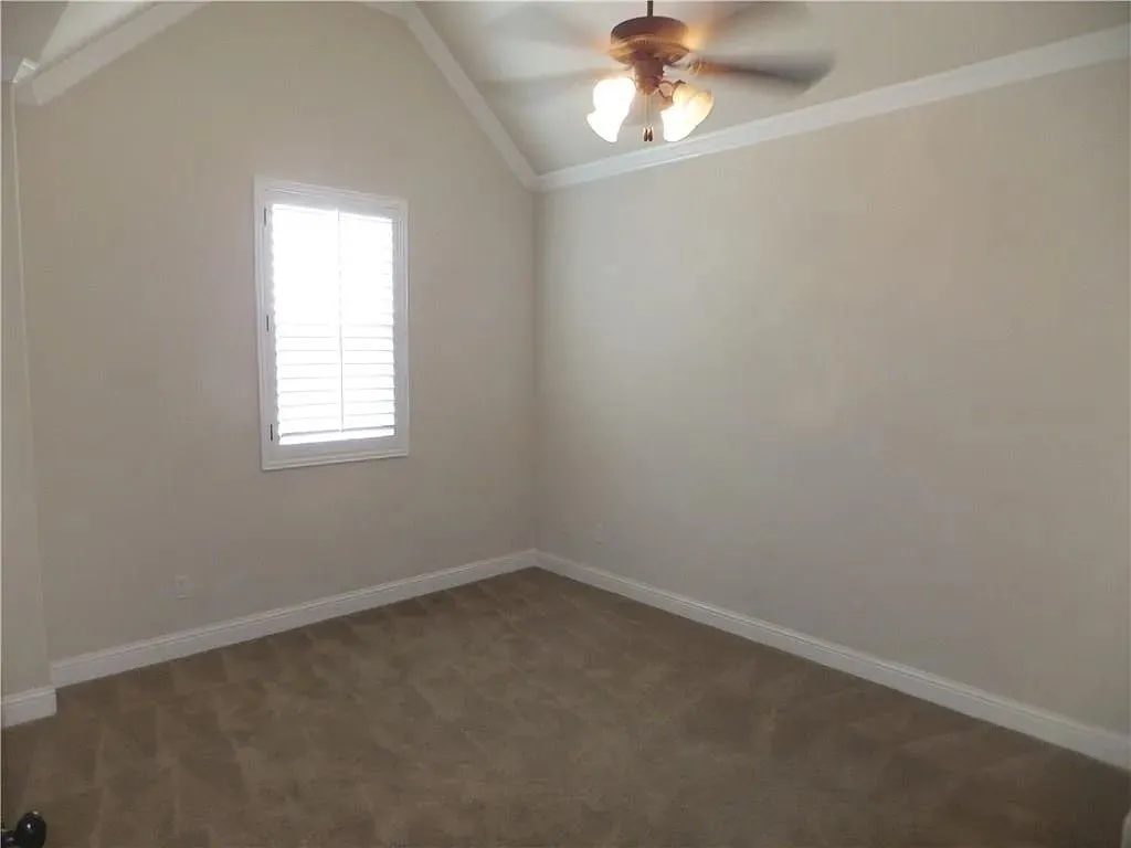 Townhouse For Rent in Denton County , 4241 Haskell Drive, Carrollton, Texas 75010, 2 Bedroom, 3 Bathroom, 2 Garage spaces, 2,325 Sqft, built in 2008, mls#21371541, Real Estate Agent in Carrollton, Homes For Rent in Denton county, Homes For Rent in Carrollton, Realtor in Carrollton Texas, Real Estate Brokerage Independent Realty Texas, Luminita Cordes Realtor