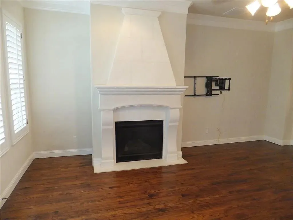 Townhouse For Rent in Denton County , 4241 Haskell Drive, Carrollton, Texas 75010, 2 Bedroom, 3 Bathroom, 2 Garage spaces, 2,325 Sqft, built in 2008, mls#21371541, Real Estate Agent in Carrollton, Homes For Rent in Denton county, Homes For Rent in Carrollton, Realtor in Carrollton Texas, Real Estate Brokerage Independent Realty Texas, Luminita Cordes Realtor