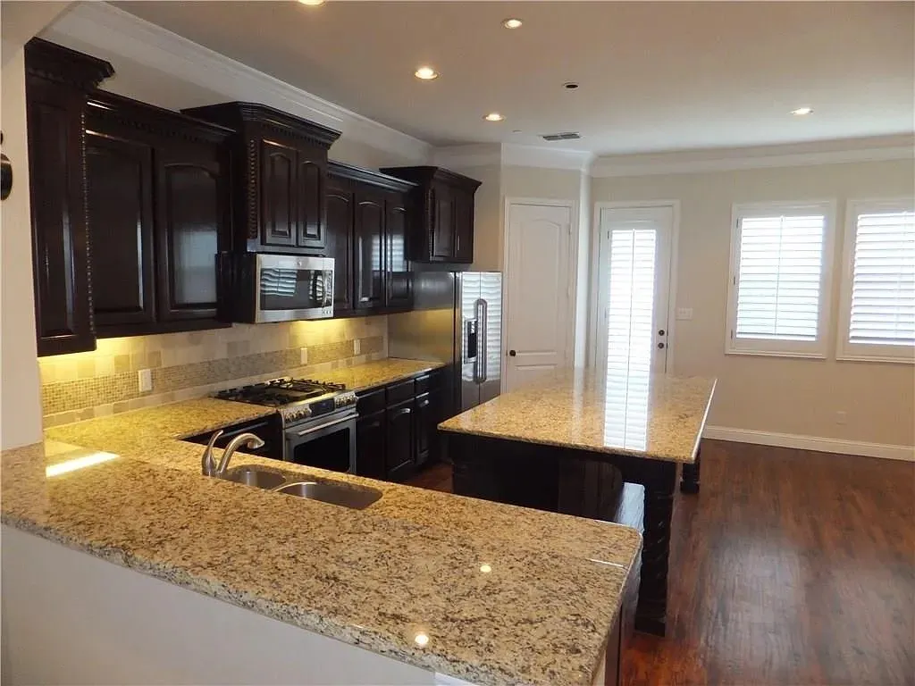 Townhouse For Rent in Denton County , 4241 Haskell Drive, Carrollton, Texas 75010, 2 Bedroom, 3 Bathroom, 2 Garage spaces, 2,325 Sqft, built in 2008, mls#21371541, Real Estate Agent in Carrollton, Homes For Rent in Denton county, Homes For Rent in Carrollton, Realtor in Carrollton Texas, Real Estate Brokerage Independent Realty Texas, Luminita Cordes Realtor