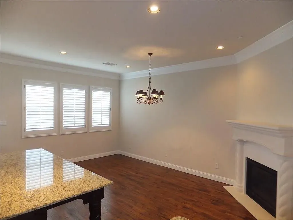 Townhouse For Rent in Denton County , 4241 Haskell Drive, Carrollton, Texas 75010, 2 Bedroom, 3 Bathroom, 2 Garage spaces, 2,325 Sqft, built in 2008, mls#21371541, Real Estate Agent in Carrollton, Homes For Rent in Denton county, Homes For Rent in Carrollton, Realtor in Carrollton Texas, Real Estate Brokerage Independent Realty Texas, Luminita Cordes Realtor