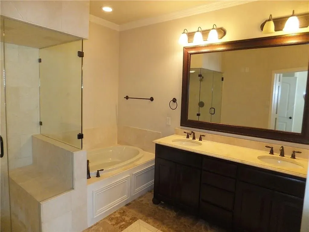 Townhouse For Rent in Denton County , 4241 Haskell Drive, Carrollton, Texas 75010, 2 Bedroom, 3 Bathroom, 2 Garage spaces, 2,325 Sqft, built in 2008, mls#21371541, Real Estate Agent in Carrollton, Homes For Rent in Denton county, Homes For Rent in Carrollton, Realtor in Carrollton Texas, Real Estate Brokerage Independent Realty Texas, Luminita Cordes Realtor