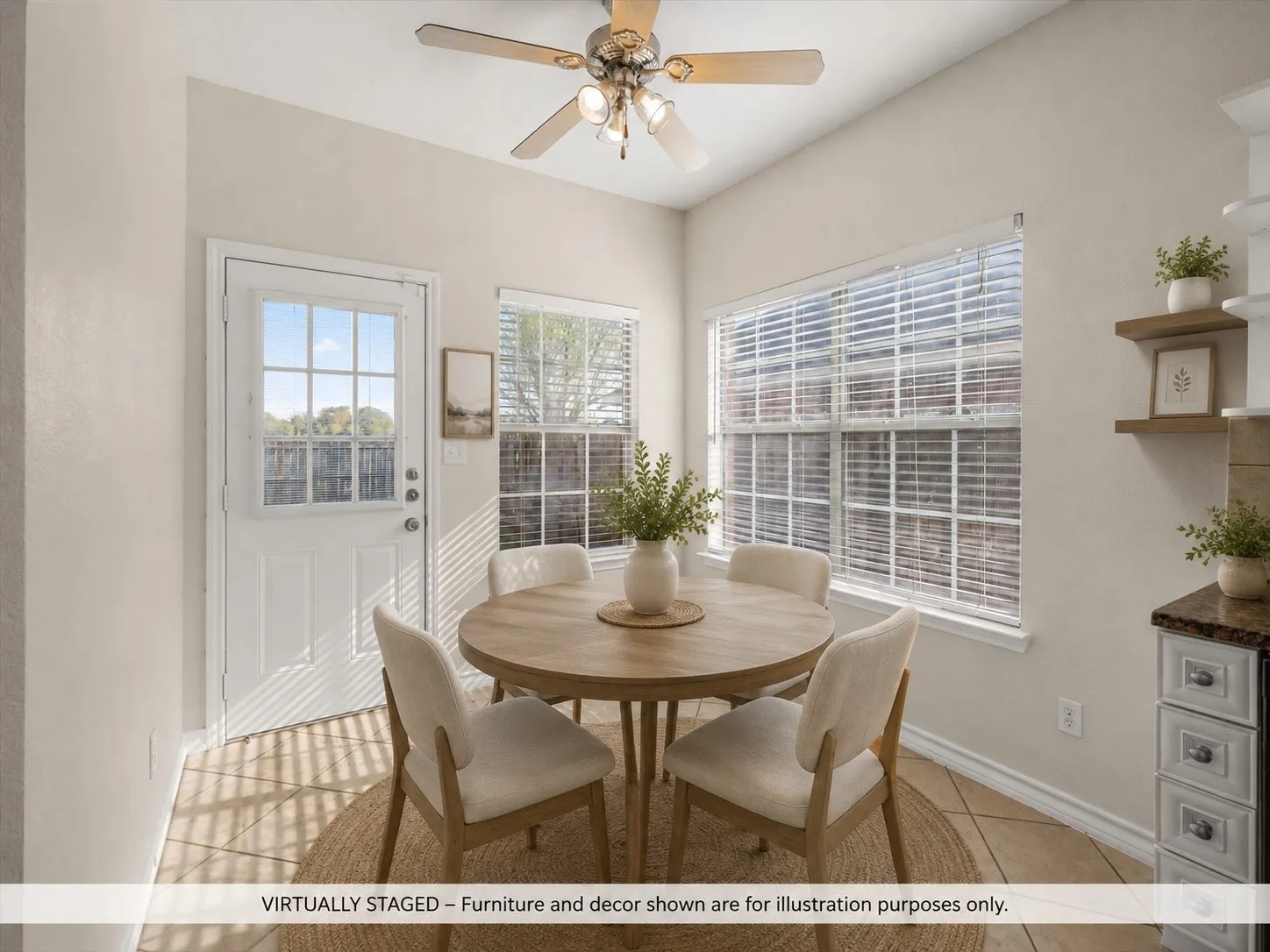 Single Family Residence For Sale in Kaufman County , 436 Roosevelt Avenue, Terrell, Texas 75160, 5 Bedroom, 4 Bathroom, 2 Garage spaces, 2,367 Sqft, built in 2007, mls#21375563, Real Estate Agent in Terrell, Homes For Sale in Kaufman county, Homes For Sale in Terrell, Realtor in Terrell Texas, Real Estate Brokerage Independent Realty Texas, Luminita Cordes Realtor
