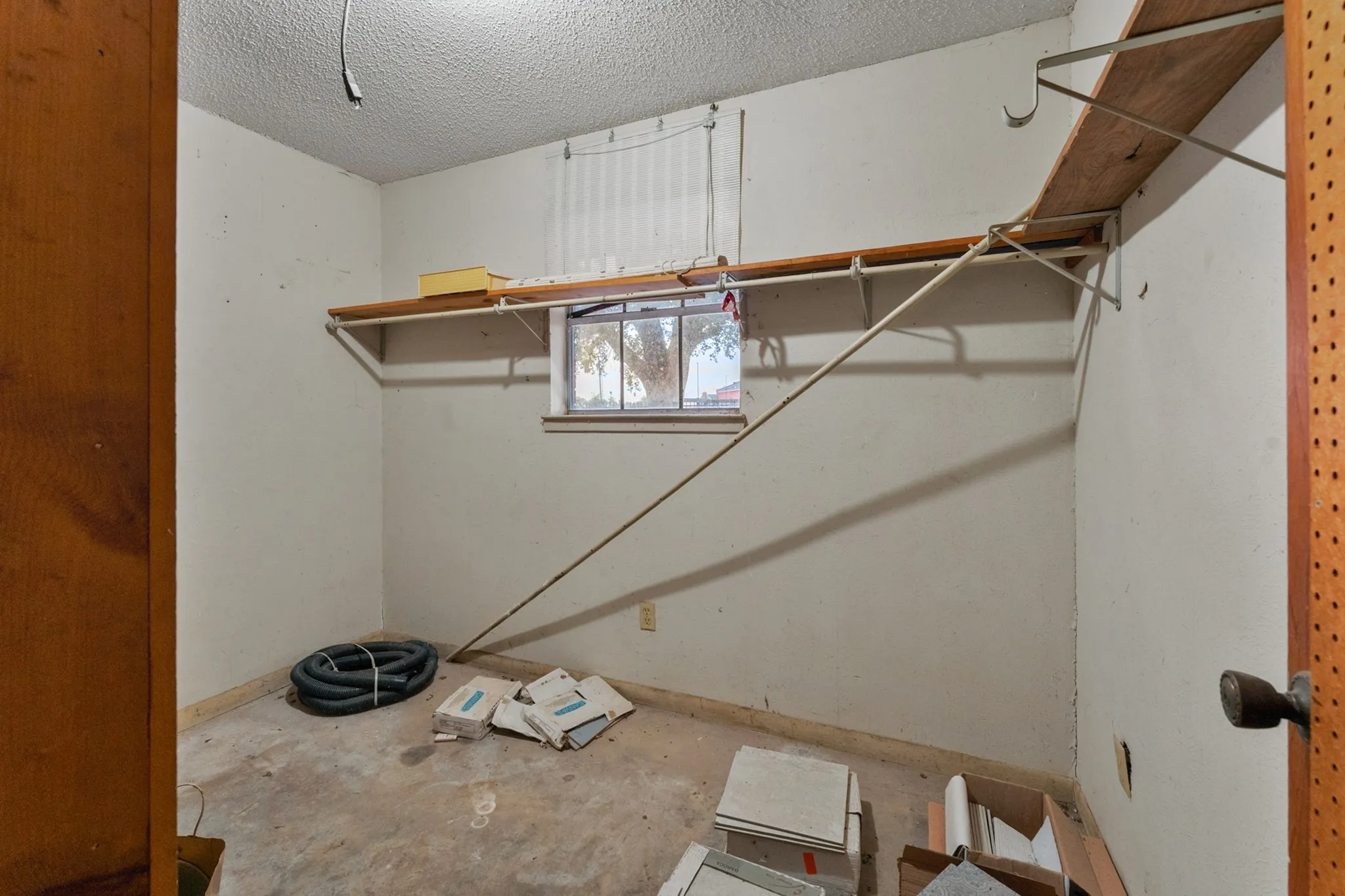 
Storage in Garage