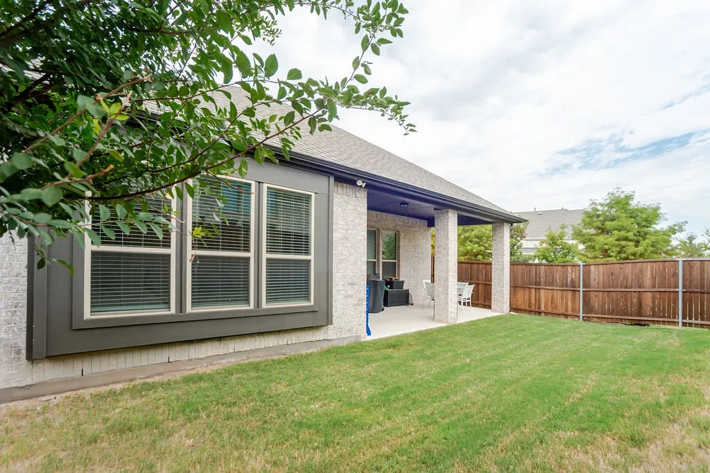 Single Family Residence For Sale in Dallas County , 3816 Lochwood Drive, Rowlett, Texas 75088, 4 Bedroom, 3 Bathroom, 2 Garage spaces, 2,206 Sqft, built in 2023, mls#21375833, Real Estate Agent in Rowlett, Homes For Sale in Dallas county, Homes For Sale in Rowlett, Realtor in Rowlett Texas, Real Estate Brokerage Independent Realty Texas, Luminita Cordes Realtor