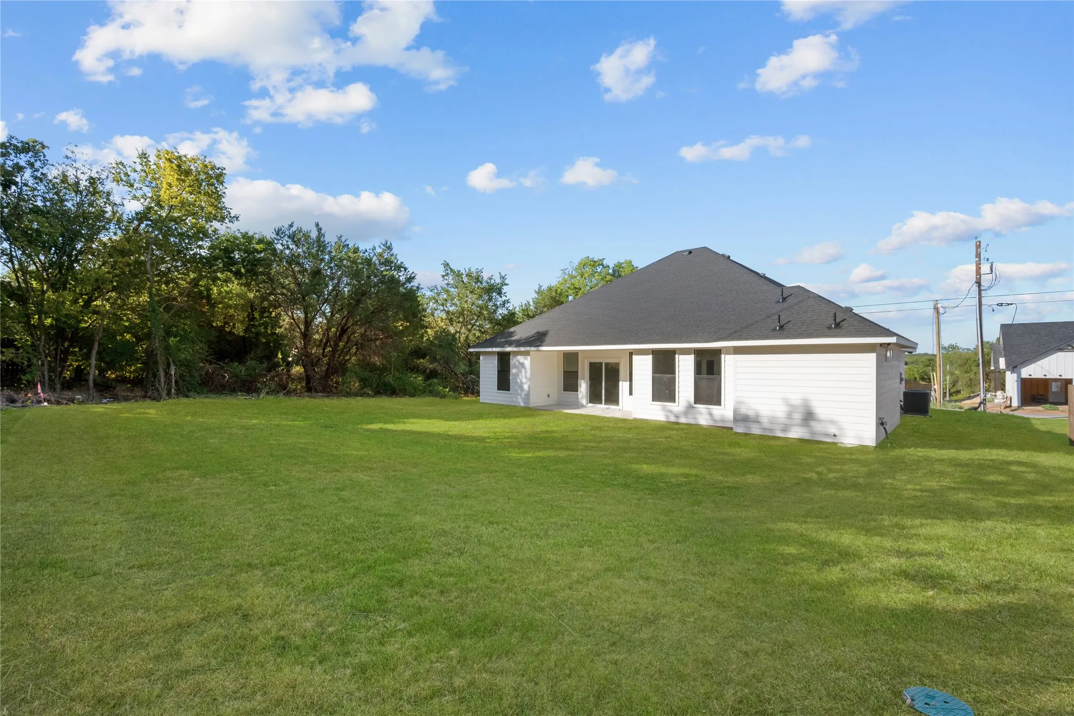 Single Family Residence For Sale in Hood County , 5815 Belaire Circle, Granbury, Texas 76048, 4 Bedroom, 2 Bathroom, Garage spaces, 1,759 Sqft, built in 2026, mls#21375578, Real Estate Agent in Granbury, Homes For Sale in Hood county, Homes For Sale in Granbury, Realtor in Granbury Texas, Real Estate Brokerage Independent Realty Texas, Luminita Cordes Realtor