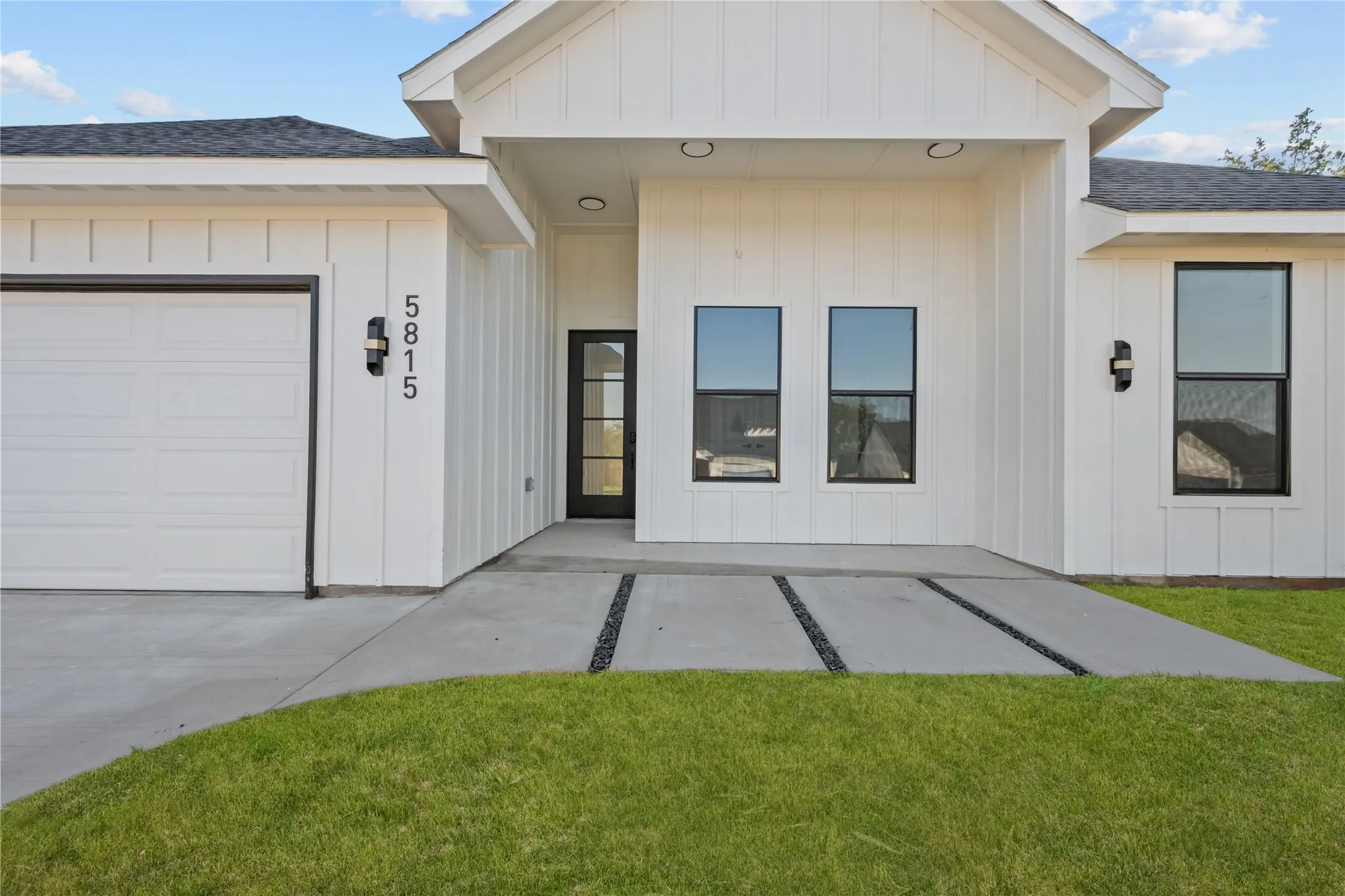 Single Family Residence For Sale in Hood County , 5815 Belaire Circle, Granbury, Texas 76048, 4 Bedroom, 2 Bathroom, Garage spaces, 1,759 Sqft, built in 2026, mls#21375578, Real Estate Agent in Granbury, Homes For Sale in Hood county, Homes For Sale in Granbury, Realtor in Granbury Texas, Real Estate Brokerage Independent Realty Texas, Luminita Cordes Realtor