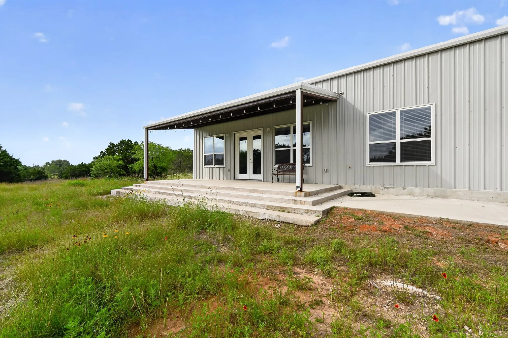 Farm For Sale in Coryell County , 3650 Fm 932, Jonesboro, Texas 76538, 3 Bedroom, 2 Bathroom, 4 Garage spaces, 1,920 Sqft, built in 2022, mls#21375762, Real Estate Agent in Jonesboro, Homes For Sale in Coryell county, Homes For Sale in Jonesboro, Realtor in Jonesboro Texas, Real Estate Brokerage Independent Realty Texas, Luminita Cordes Realtor