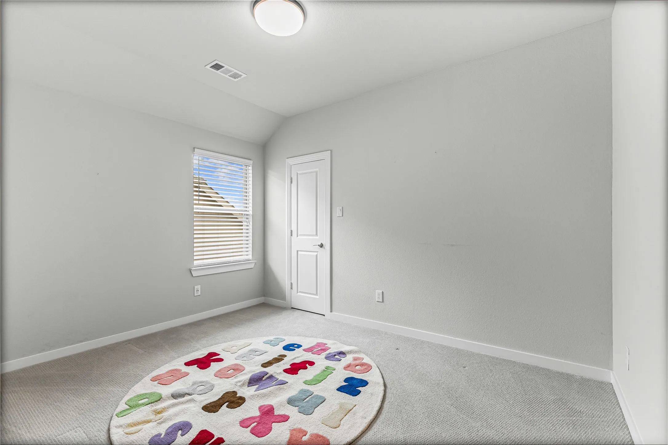 Single Family Residence For Rent in Johnson County , 1501 Misty Pasture Way, Mansfield, Texas 76063, 4 Bedroom, 3 Bathroom, 2 Garage spaces, 2,751 Sqft, built in 2022, mls#21375410, Real Estate Agent in Mansfield, Homes For Rent in Johnson county, Homes For Rent in Mansfield, Realtor in Mansfield Texas, Real Estate Brokerage Independent Realty Texas, Luminita Cordes Realtor