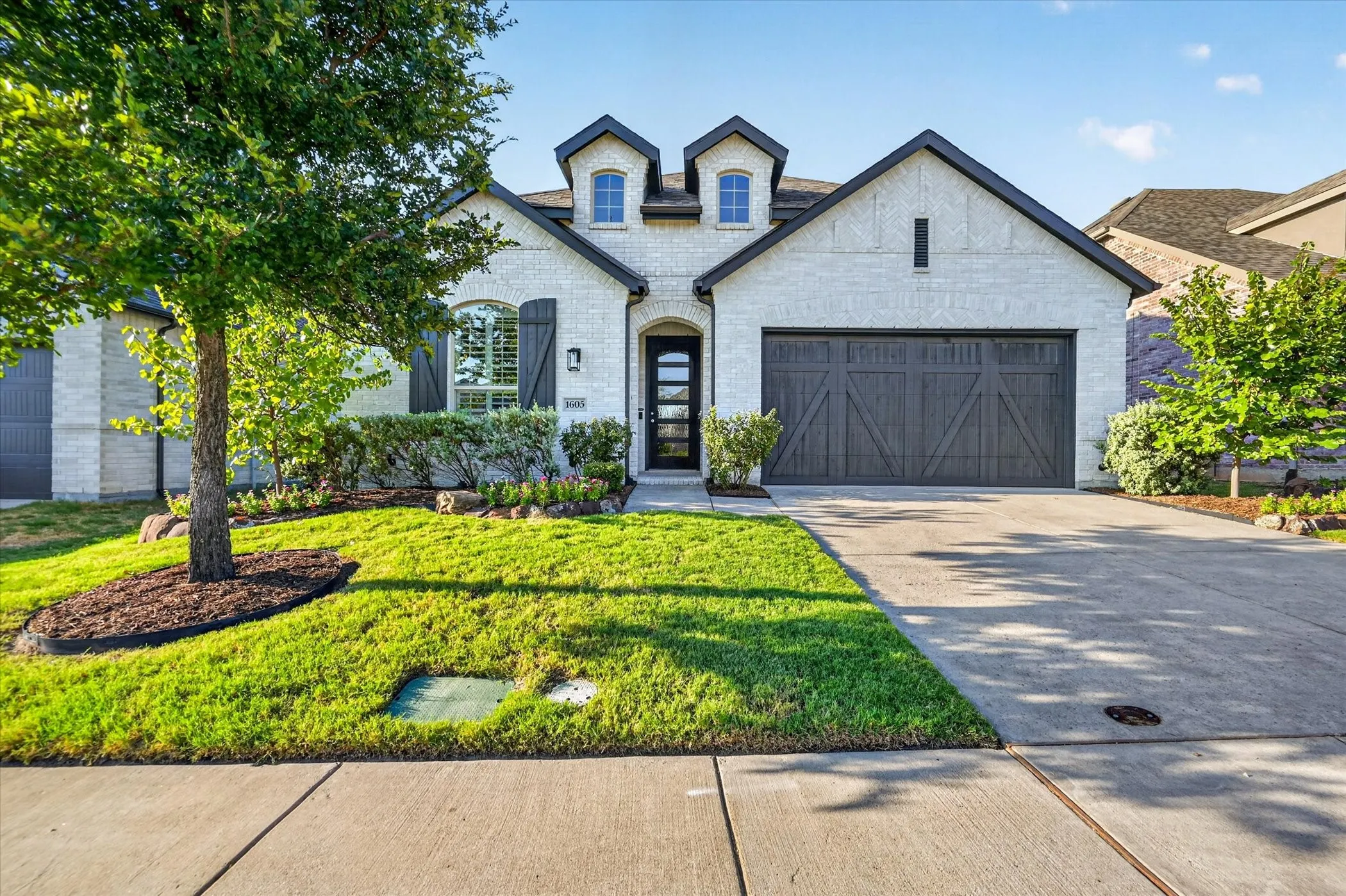 Single Family Residence For Sale in Collin County , 1605 Bird Cherry Lane, Celina, Texas 75078, 4 Bedroom, 3 Bathroom, 2 Garage spaces, 2,271 Sqft, built in 2018, mls#21374884, Real Estate Agent in Celina, Homes For Sale in Collin county, Homes For Sale in Celina, Realtor in Celina Texas, Real Estate Brokerage Independent Realty Texas, Luminita Cordes Realtor