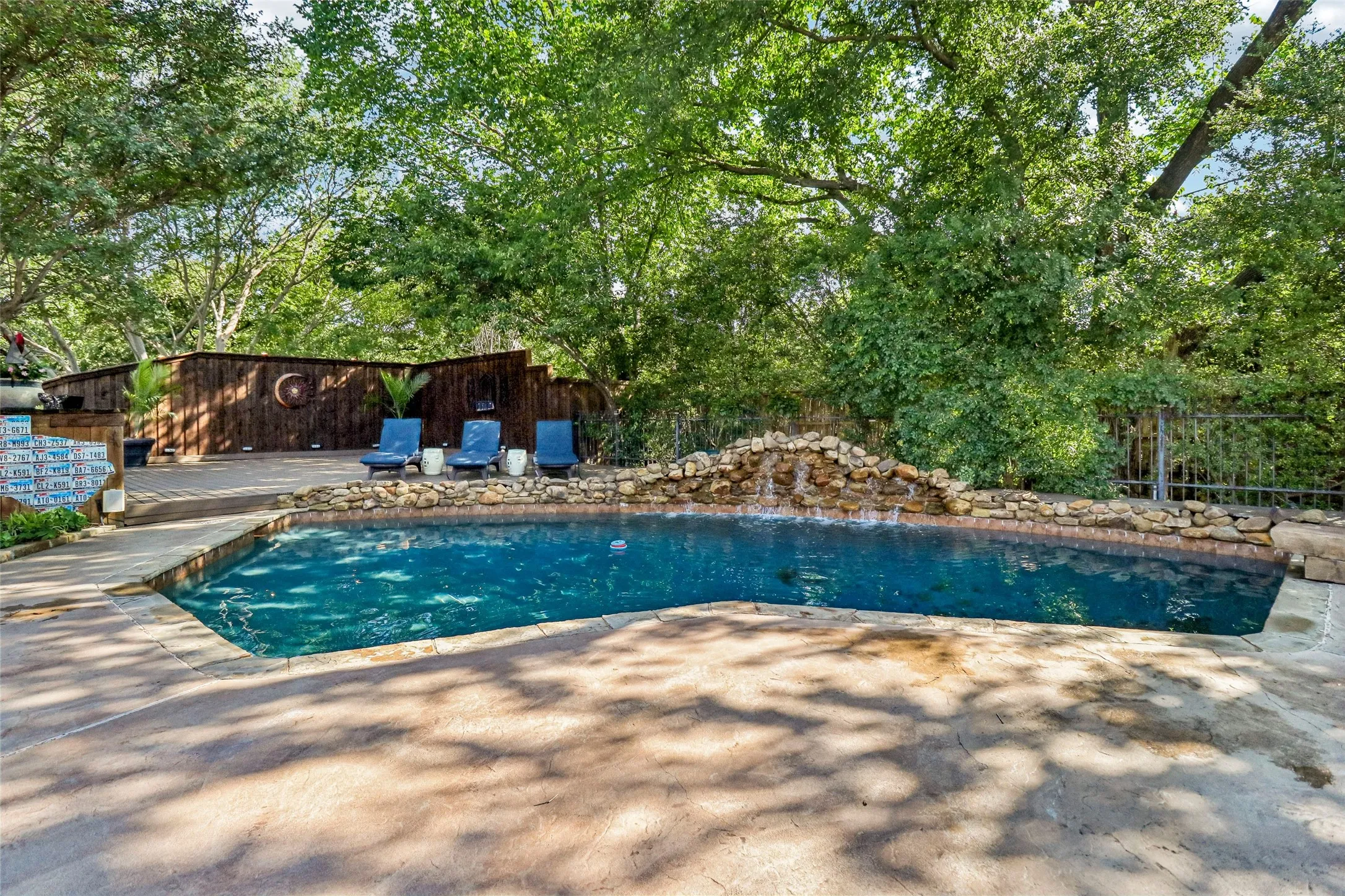 Single Family Residence For Sale in Tarrant County , 3720 Cripple Creek Court, Bedford, Texas 76021, 5 Bedroom, 4 Bathroom, 2 Garage spaces, 3,565 Sqft, built in 1995, mls#21375819, Real Estate Agent in Bedford, Homes For Sale in Tarrant county, Homes For Sale in Bedford, Realtor in Bedford Texas, Real Estate Brokerage Independent Realty Texas, Luminita Cordes Realtor