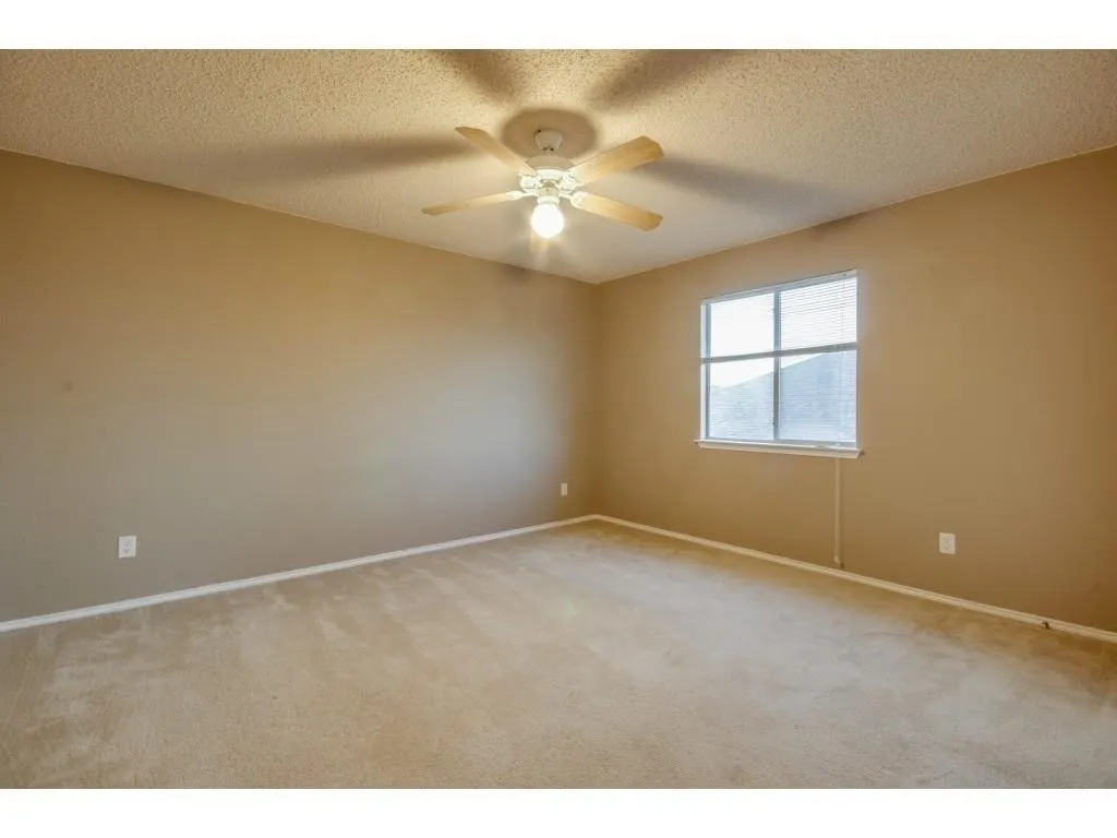Single Family Residence For Rent in Collin County , 406 Ashland Drive, Wylie, Texas 75098, 4 Bedroom, 3 Bathroom, 2 Garage spaces, 2,614 Sqft, built in 2003, mls#21375852, Real Estate Agent in Wylie, Homes For Rent in Collin county, Homes For Rent in Wylie, Realtor in Wylie Texas, Real Estate Brokerage Independent Realty Texas, Luminita Cordes Realtor