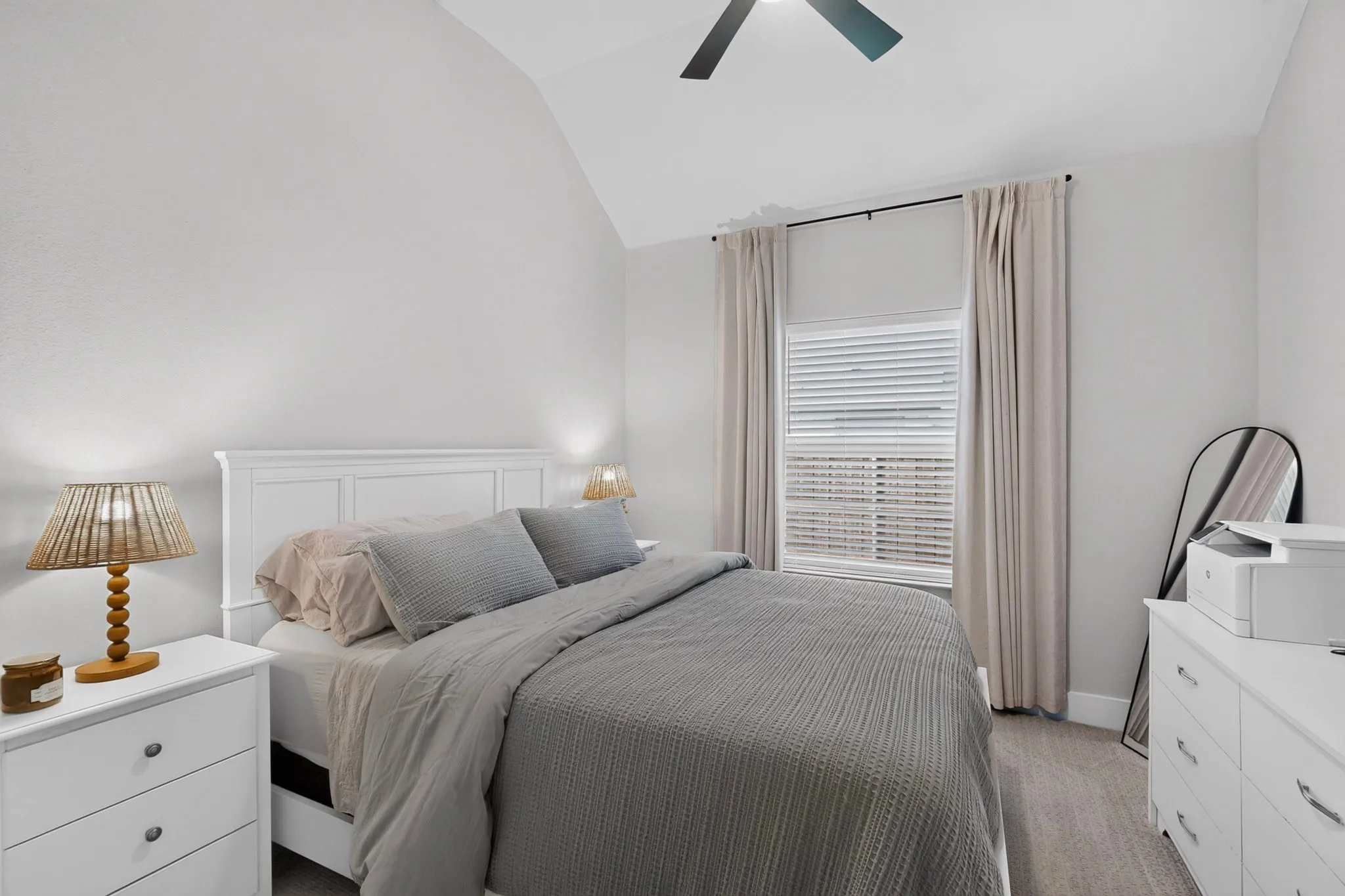 Single Family Residence For Rent in Kaufman County , 1116 Alaska Drive, Forney, Texas 75126, 4 Bedroom, 3 Bathroom, 3 Garage spaces, 2,218 Sqft, built in 2023, mls#21375854, Real Estate Agent in Forney, Homes For Rent in Kaufman county, Homes For Rent in Forney, Realtor in Forney Texas, Real Estate Brokerage Independent Realty Texas, Luminita Cordes Realtor